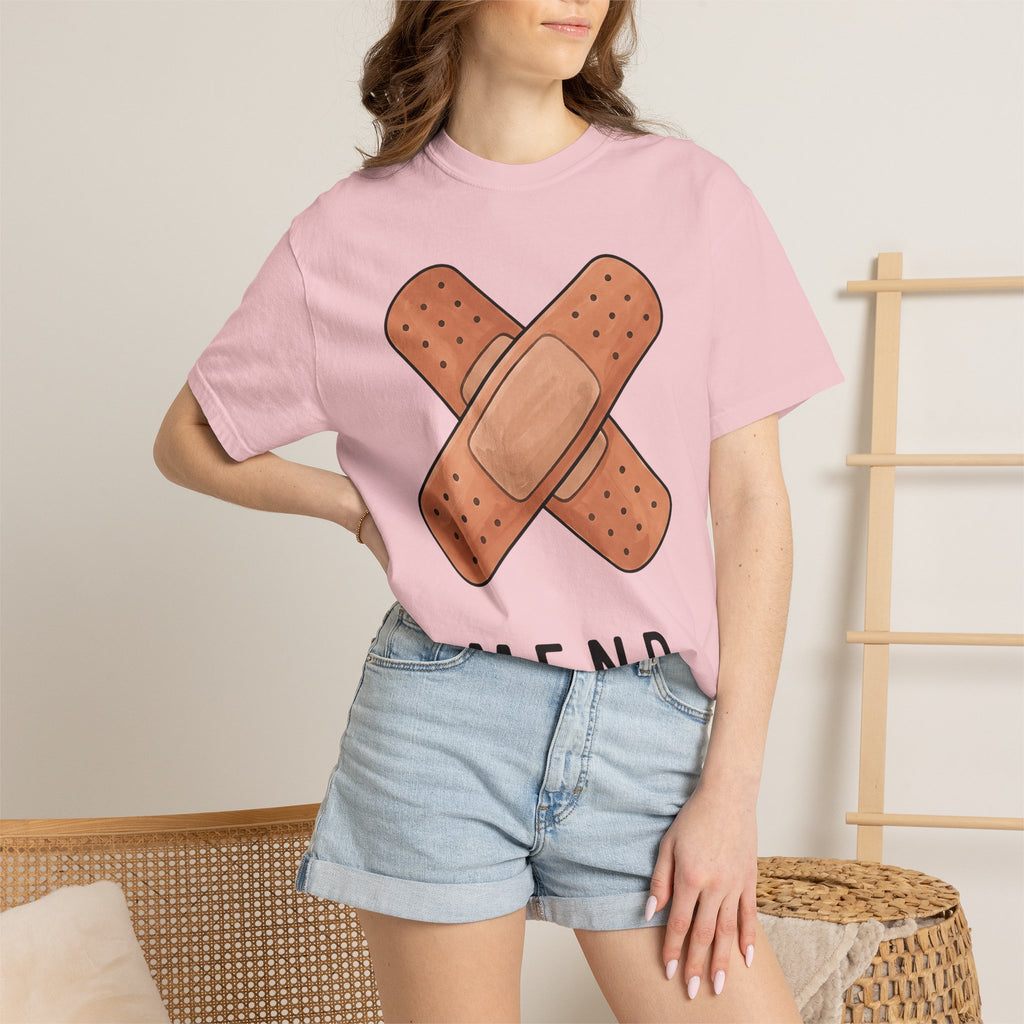 Bandage Graphic Shirt Nurses Healthcare Gift Women Minimal Tee Band Aid T-Shirt Nurse Enthusiast Simple Tshirt Medical Graphic Design Hand