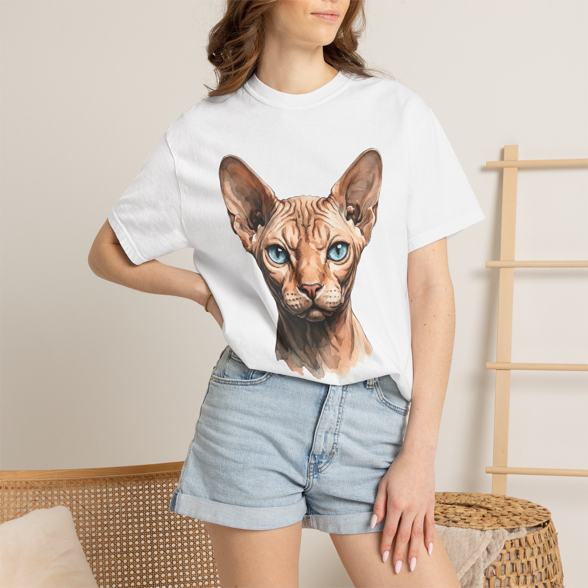 Sphynx Feline Shirt Cat Animal Gift Women Hand Painted Tee Cat T-Shirt Pet Fan Painted Tshirt Wildlife Graphic Lifelike Sapphire Eyes Tshirt