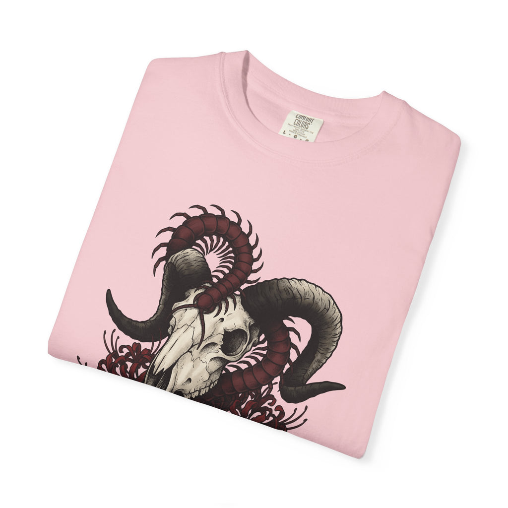 Horned Skull Shirt Animals Greenery Gift Women Creepy Tee Skull T-Shirt Wildlife Fan Dark Tshirt Foliage Graphic Macabre Insect Tshirt