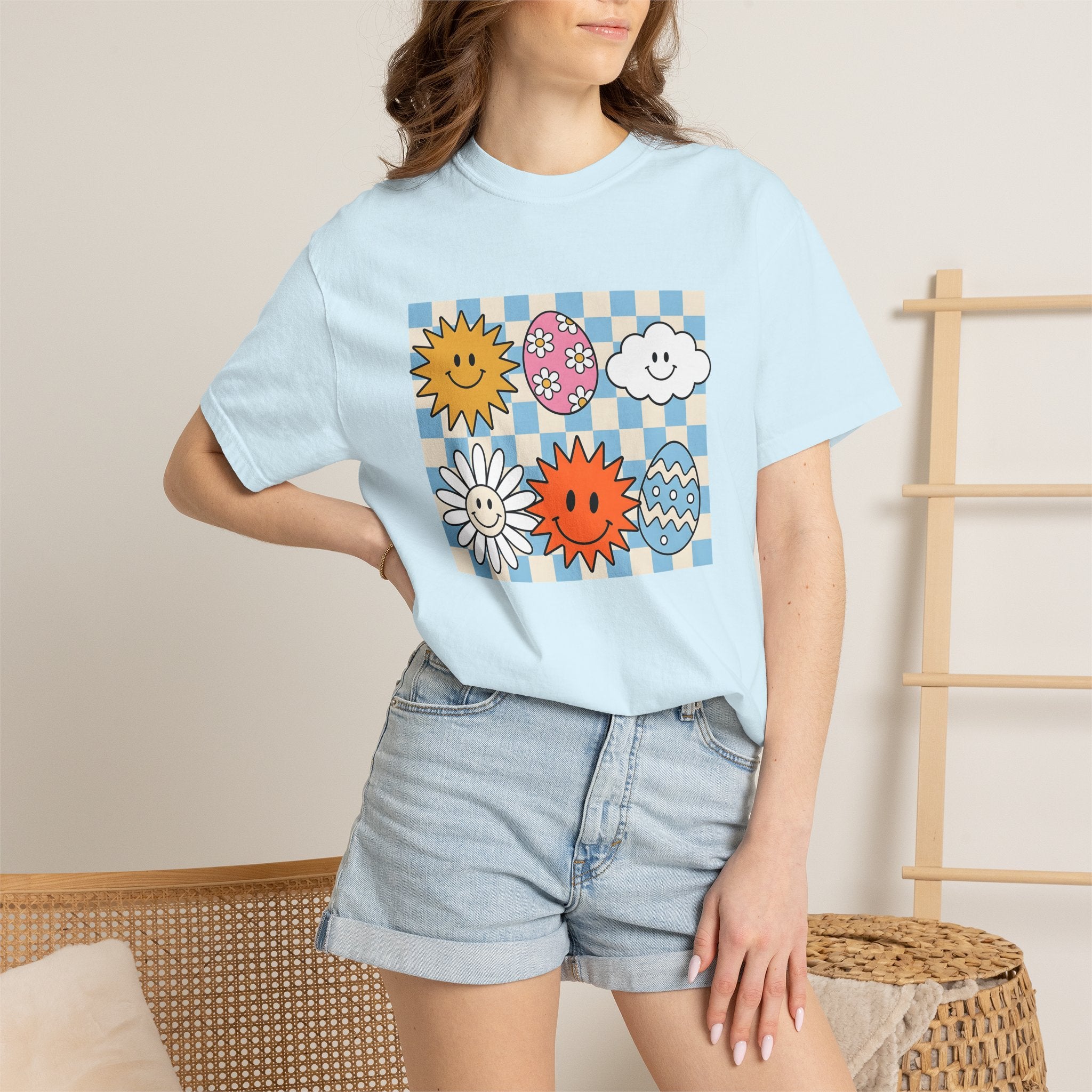 Smiley Faces Shirt Easter Spring Gift Women Cartoon Tee Emoticon T-Shirt Easter Fan Comic Tshirt Spring Design Retro Easter Eggs Tshirt