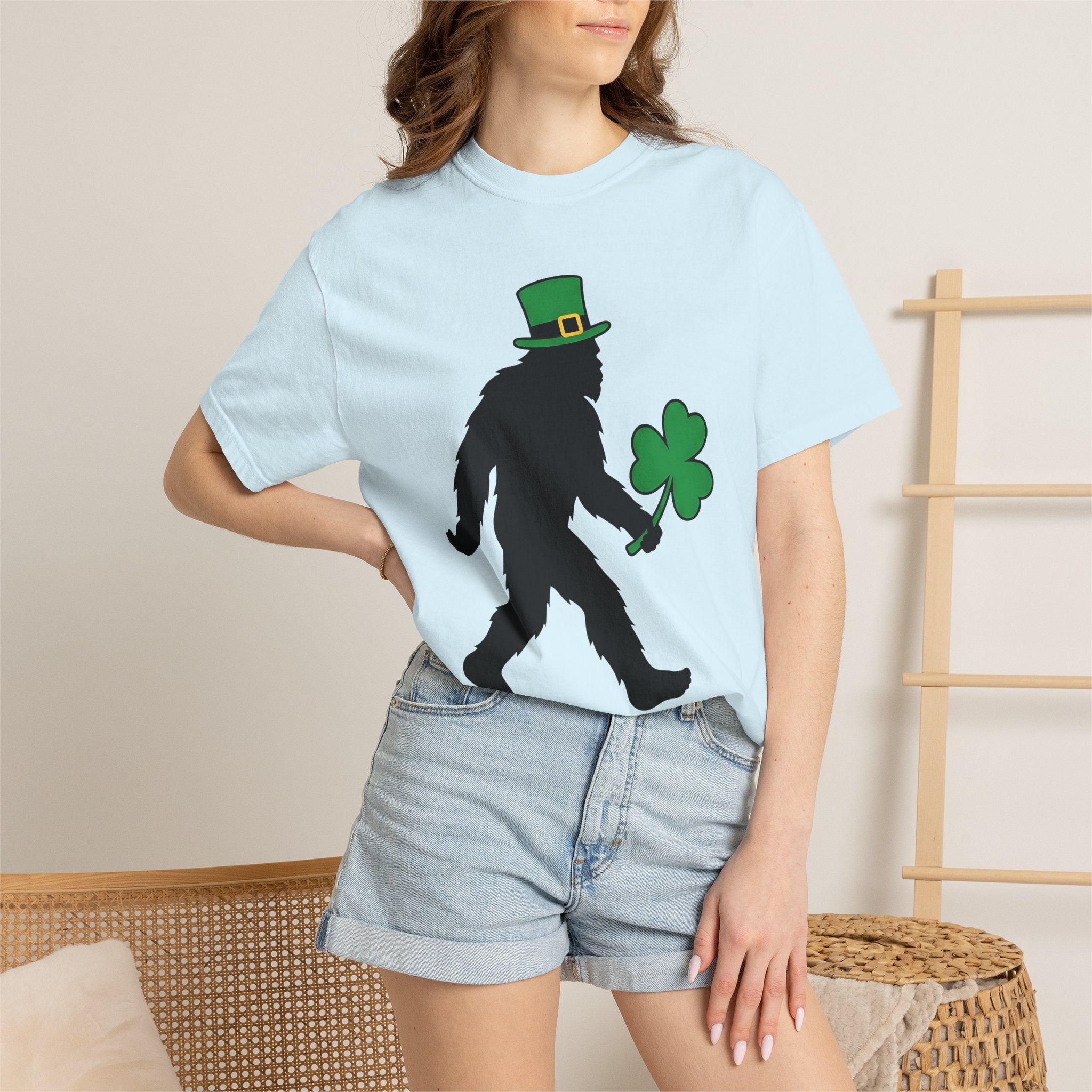Bigfoot Leprechaun Shirt St Patrick's Day Cryptids Gift Women Cartoon Tee Sasquatch T-Shirt St Patricks Fan Toon Tshirt Crypto Graphic