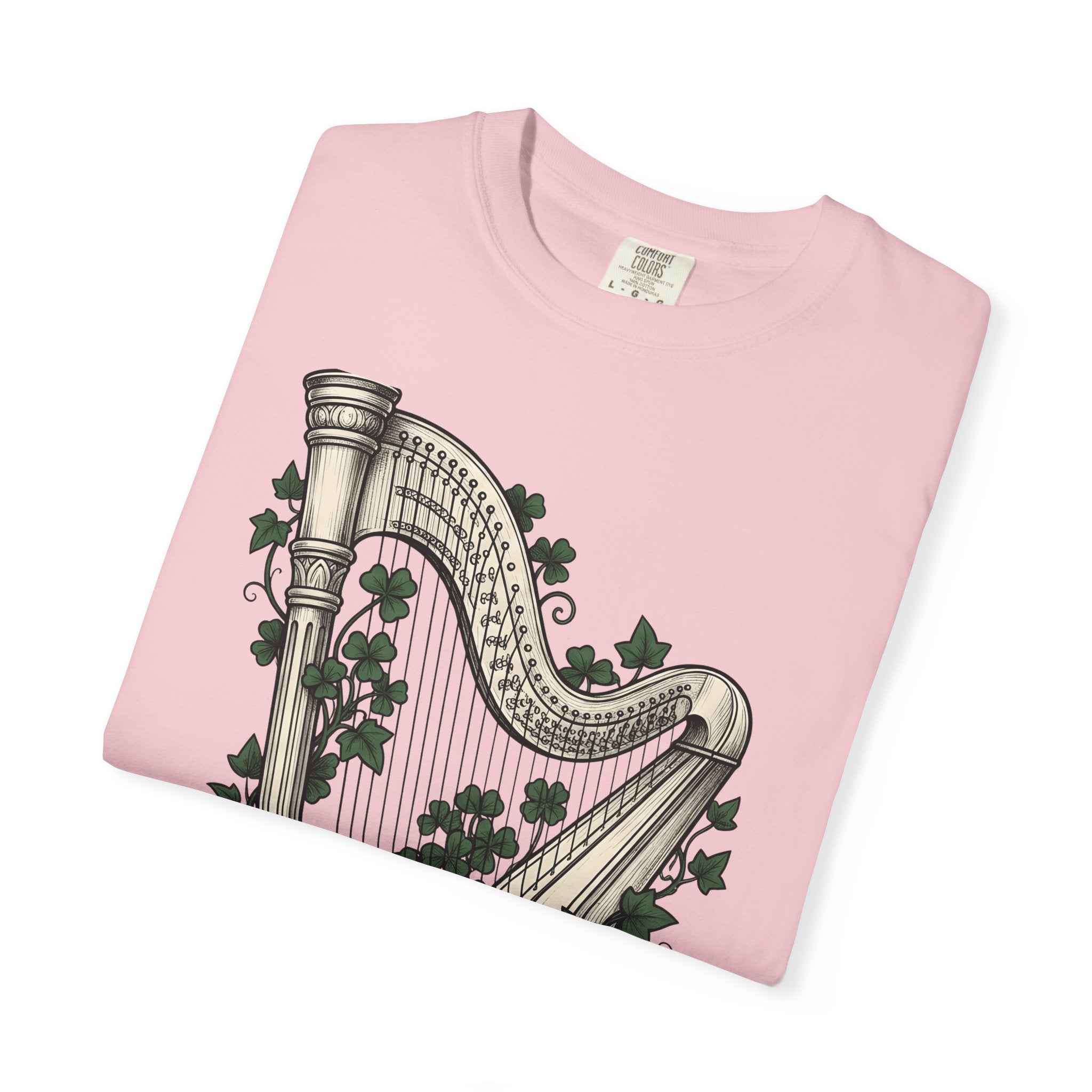 Harp Shamrock Shirt St Patrick's Day Emerald Isle Gift Women Hand Drawn Tee Shamrock T-Shirt St Patty's Fan Celtic Tshirt Ireland Graphic
