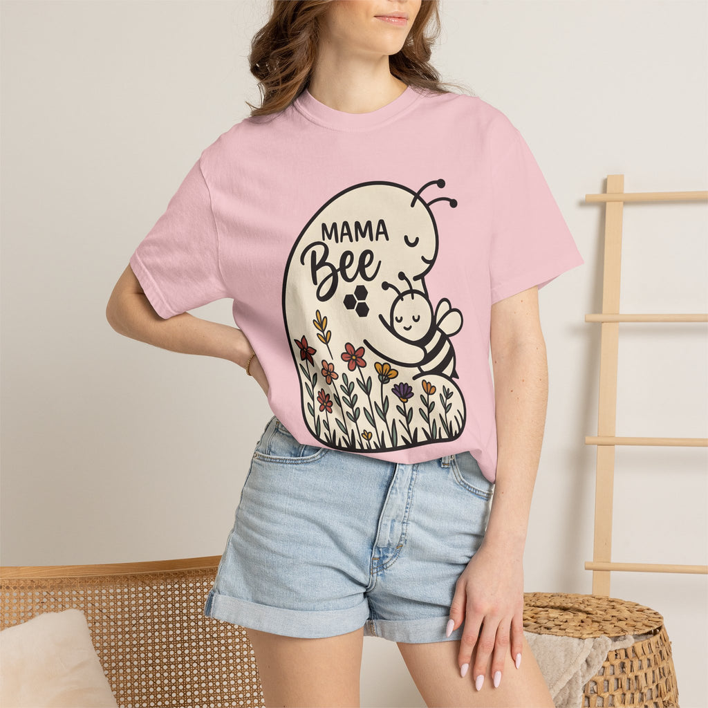 Bee Cuddle Shirt Animals & Flowers Mother Gift Women Adorable Tee Honeybee T-Shirt Wildlife Fan Cute Tshirt Mom Graphic Sketch Meadow