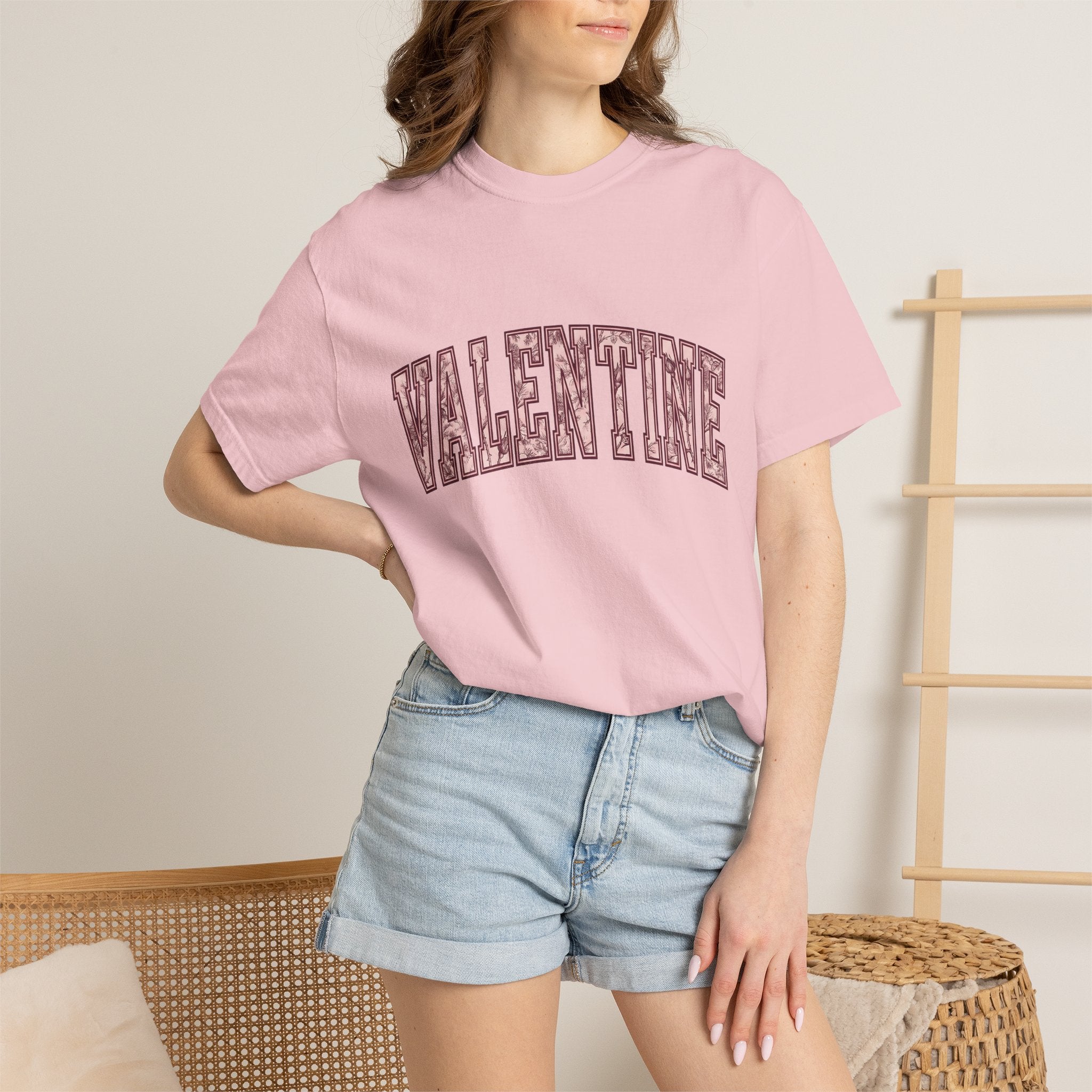 Vintage College Text Shirt Valentine Affection Gift Women Varsity Tee College Book T-Shirt Cupid Fan Letterman Tshirt Love Graphic Old