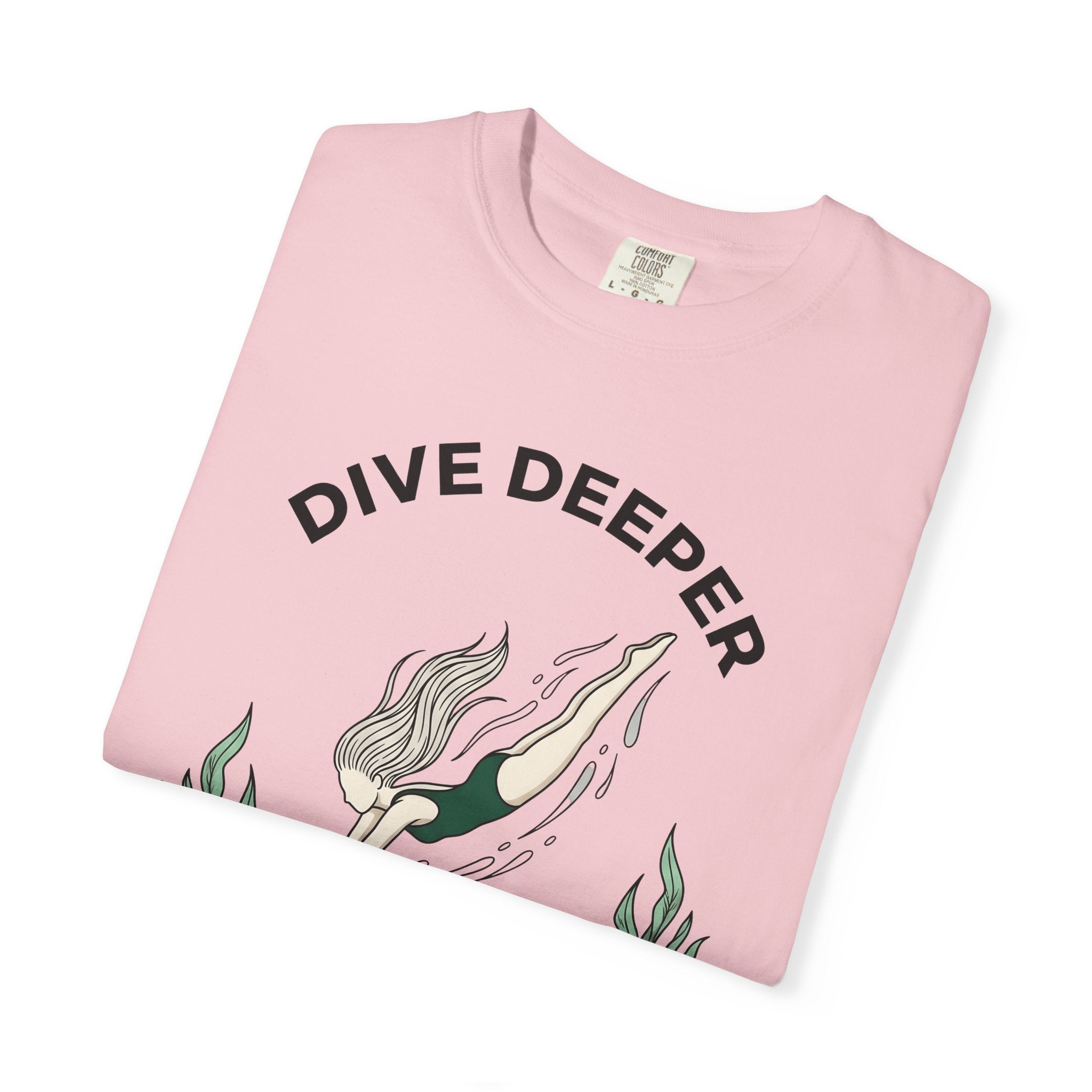 Swimmer Graphic Shirt Sports Fitness Gift Women Minimal Tee Diver T-Shirt Athlete Enthusiast Simple Tshirt Workout Graphic Design Hand Drawn