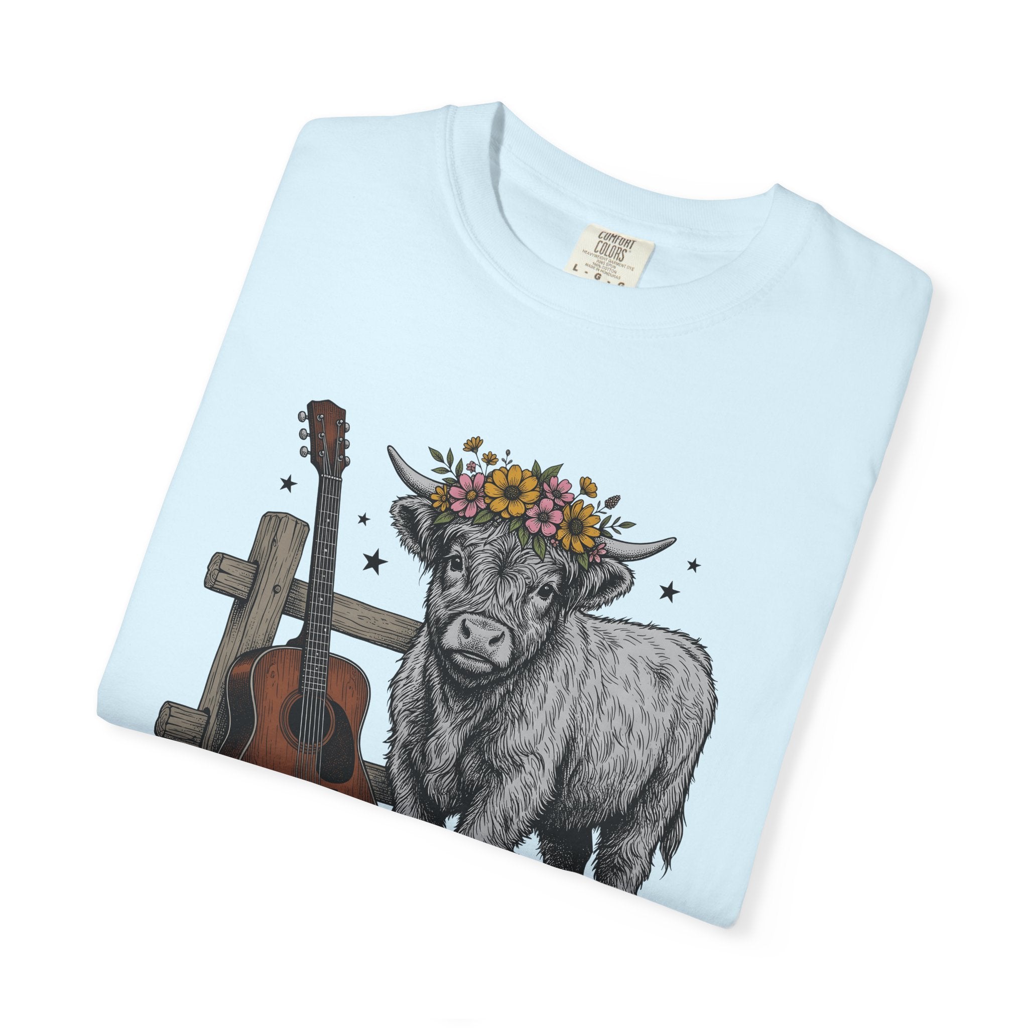 Horned Cow Shirt Cowgirl Western Wear Gift Women Tribal Tee Bull T-Shirt Rodeo Fan Country Tshirt Western Graphic Old School Six String