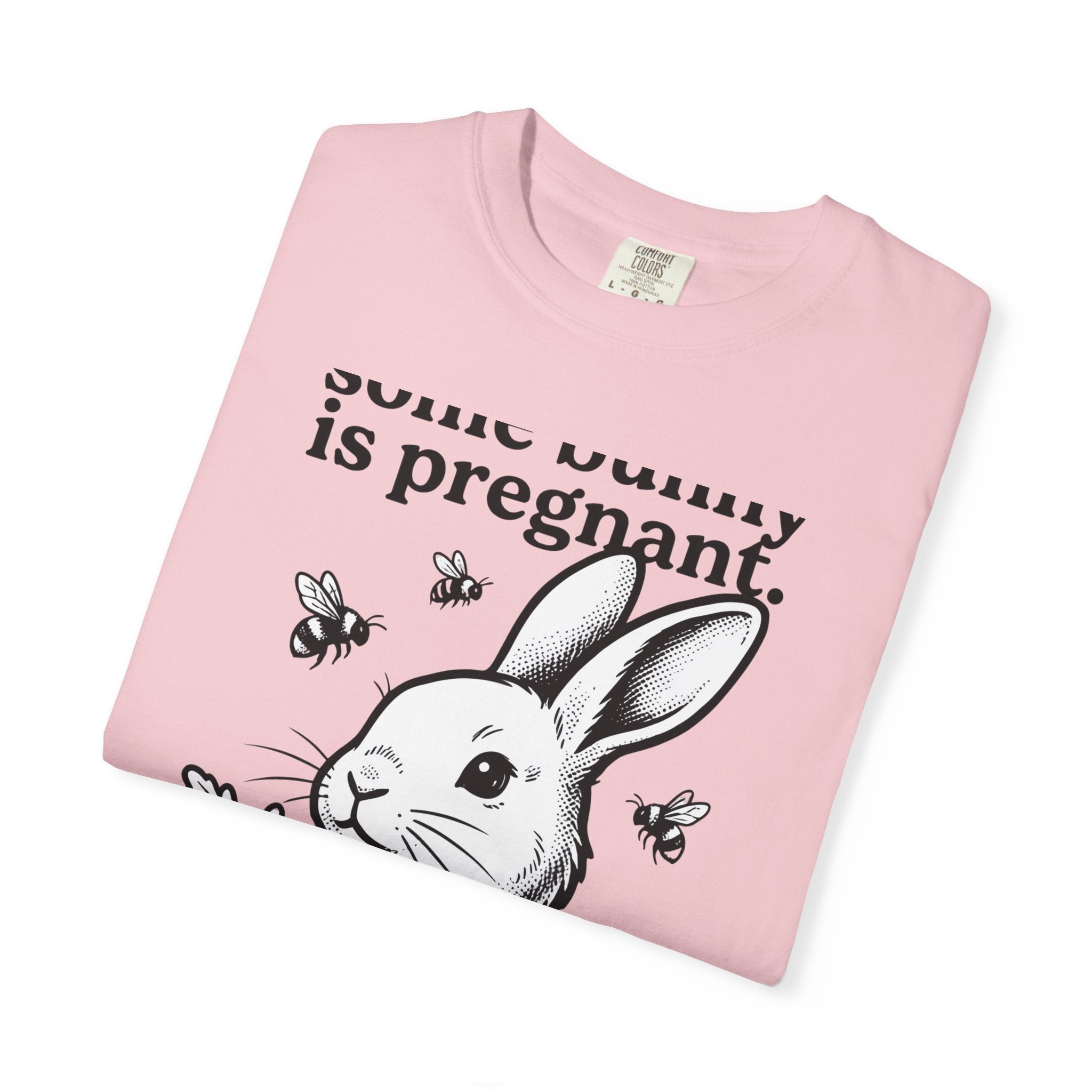 Expecting Rabbit Shirt Funny Wildlife Gift Women Sketch Tee Bunny T-Shirt Humor Fan Hare Graphic Retro Veggie Tshirt