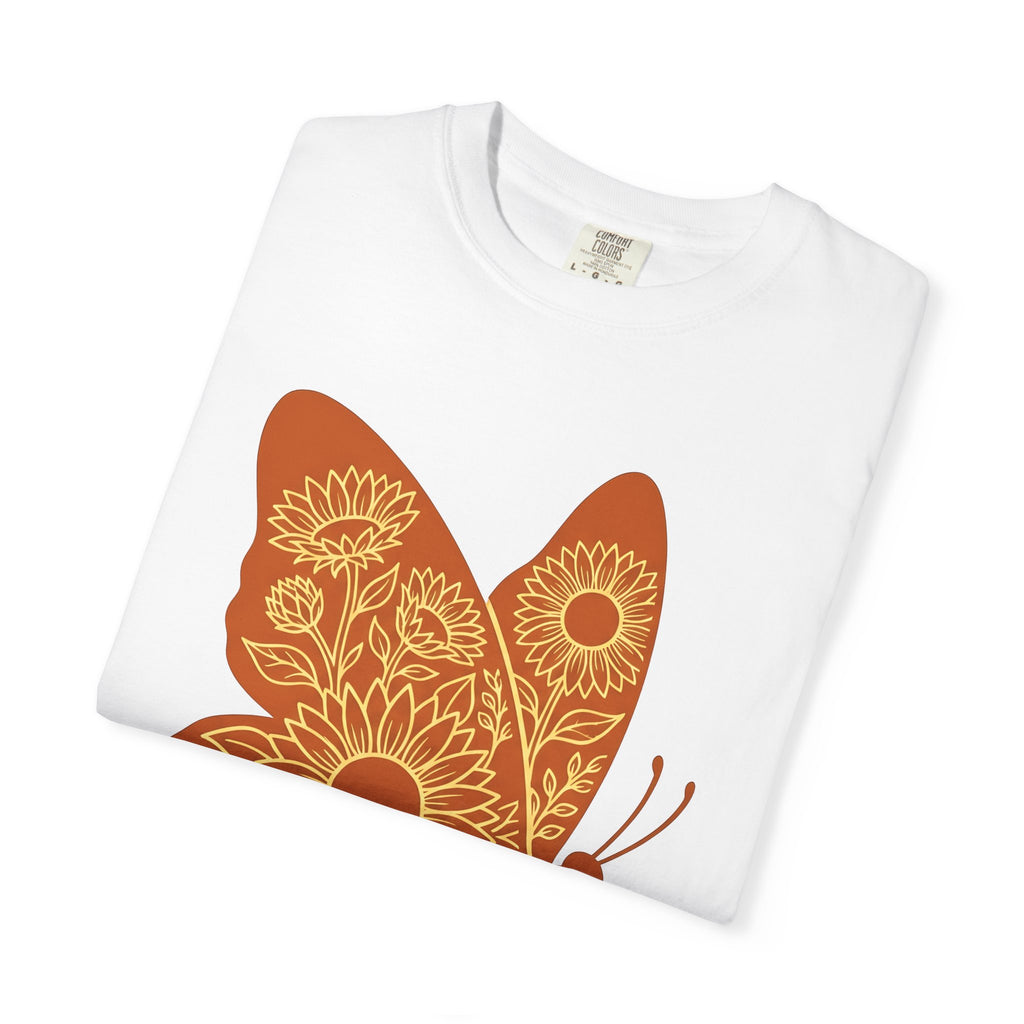 Butterfly Sunflower Shirt Animals & Flowers Outdoors Gift Women Rustic Tee Sunflower T-Shirt Floral Fan Vintage Tshirt Nature Graphic Simple