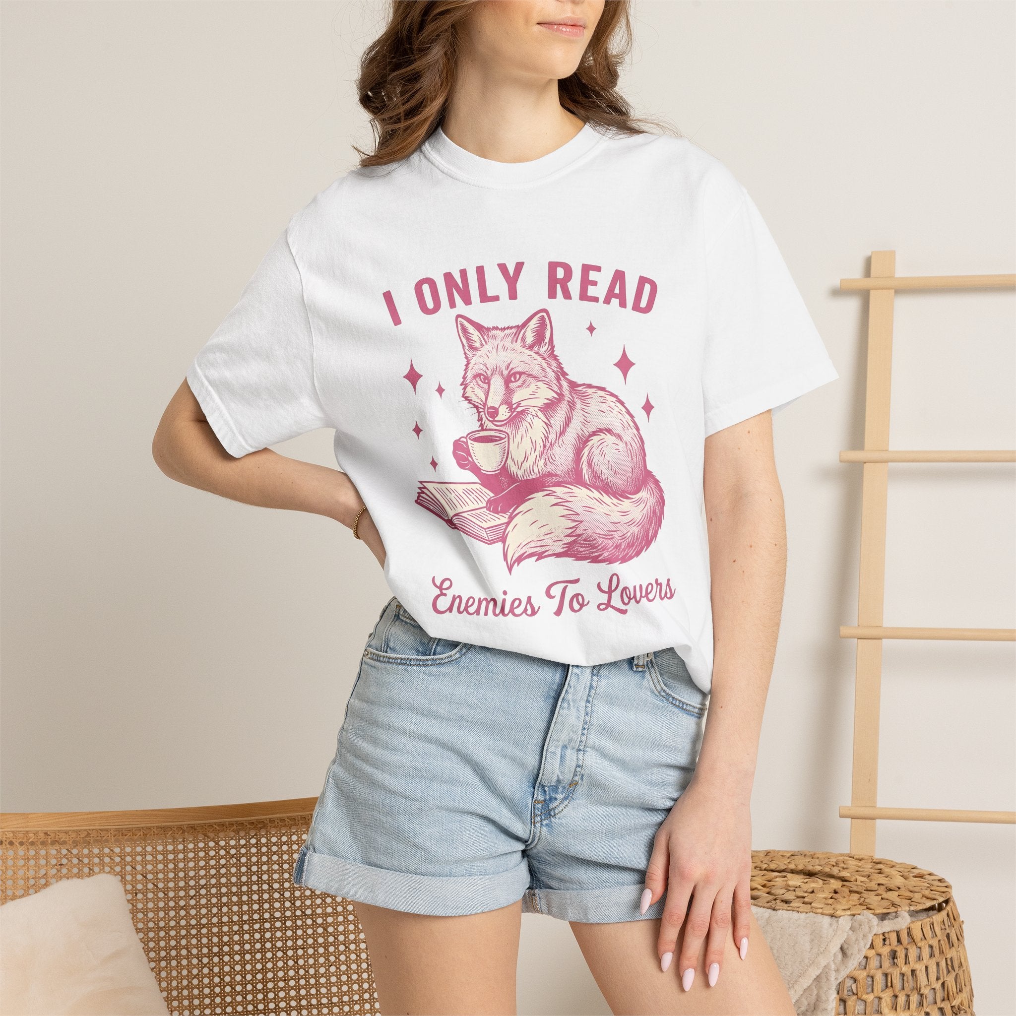 Fox Coffee Book Shirt Book Animal Gift Women Vintage Tee Coffee Table Book T-Shirt Bibliophile Fan Retro Tshirt Wildlife Graphic Hand Drawn
