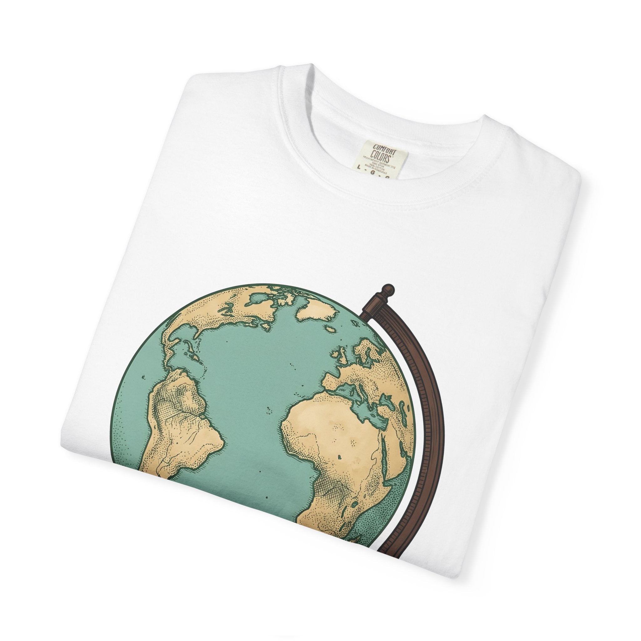 Earth Globe Shirt Travel Maps Gift Women Retro Tee World T-Shirt Adventurer Fan Vintage Tshirt Cartography Graphic Sketch Chart Tshirt