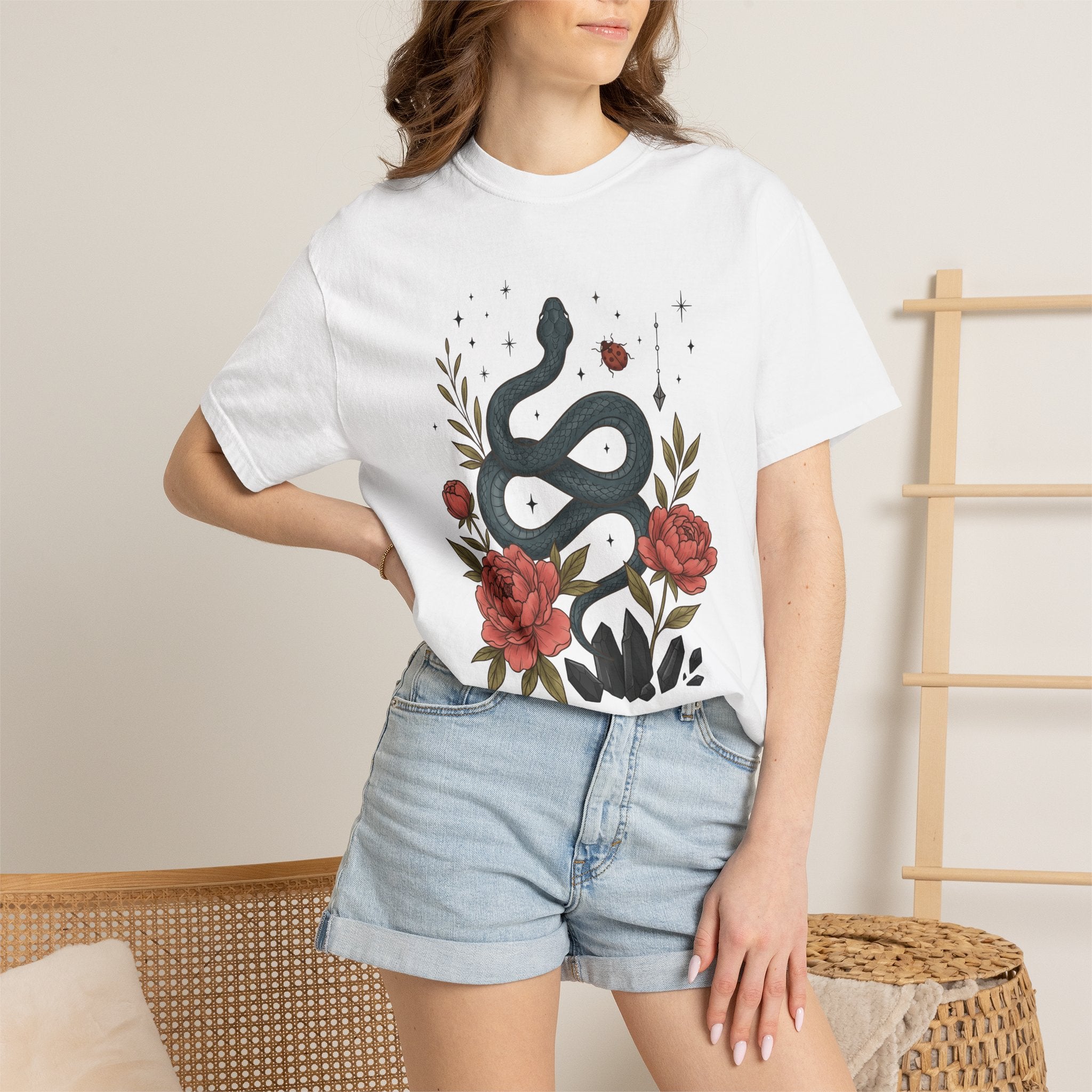 Serpent Bloom Shirt Boho Chic Esoteric Gift Women Traditional Tattoo Tee Snake T-Shirt Bohemian Enthusiast Tattooed Tshirt Mystic Graphic
