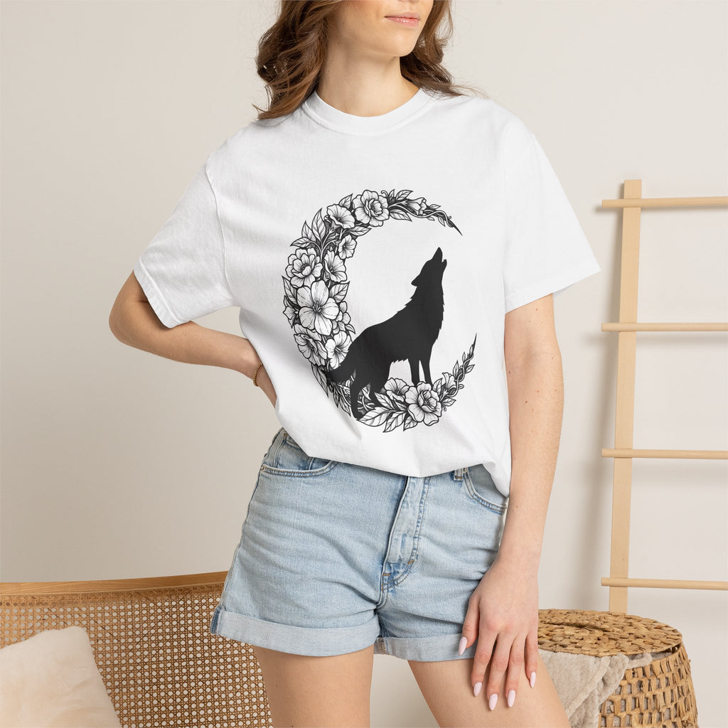 Wolf Moon Shirt Boho Chic Outdoors Gift Women Hippie Tee Lunar T-Shirt Bohemian Fan Psychedelic Tshirt Nature Graphic Sketch Flowers Tshirt