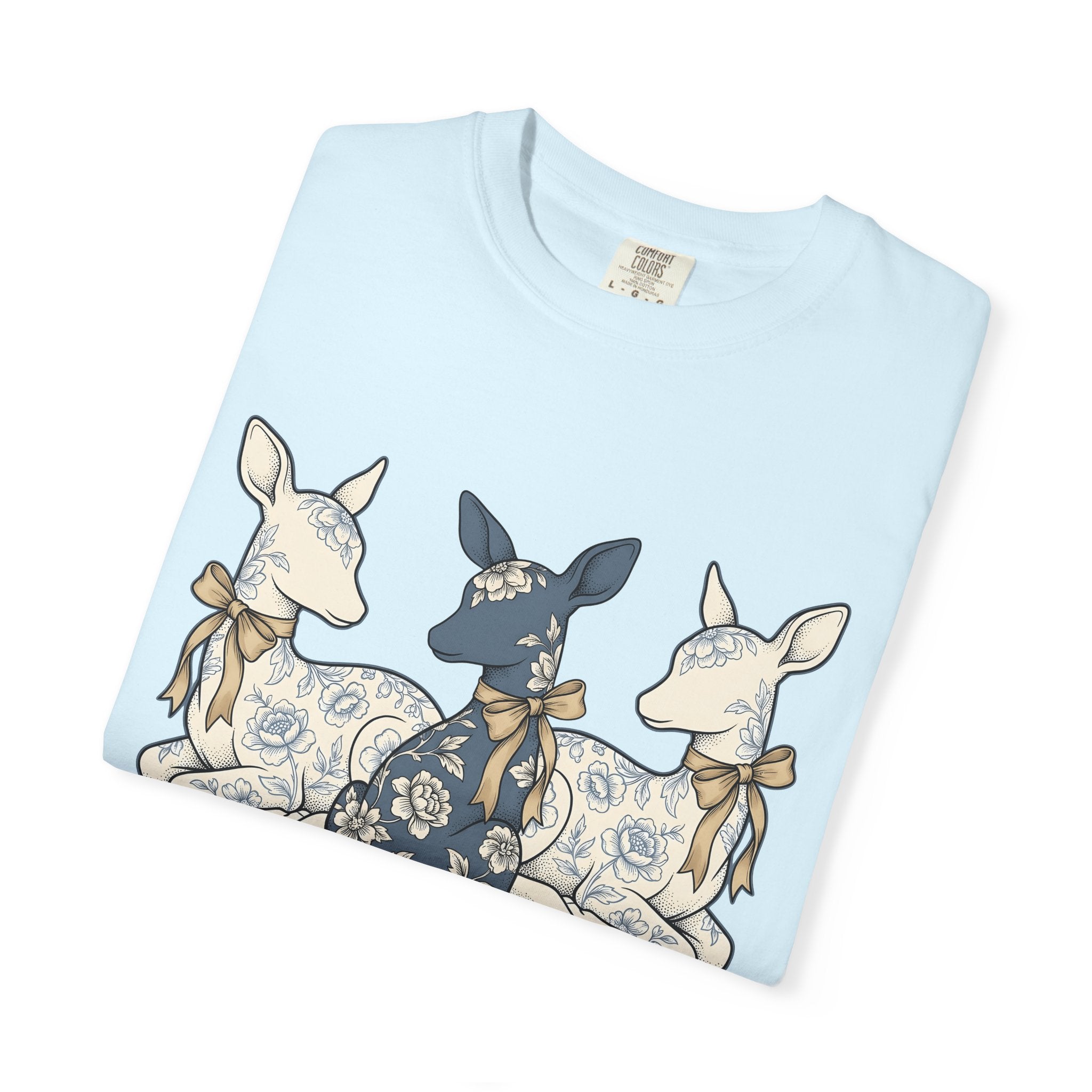 Floral Deer Shirt Animals & Flowers Woodland Gift Women Vintage Tee Fawn T-Shirt Wildlife Fan Retro Tshirt Forest Graphic Hand Drawn Ribbon