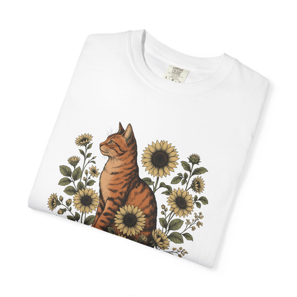 Tabby Cat Shirt Cat Floral Gift Women Botanical Tee Kitty T-Shirt Cat Fan Foliage Graphic Vintage Sunflower Tshirt