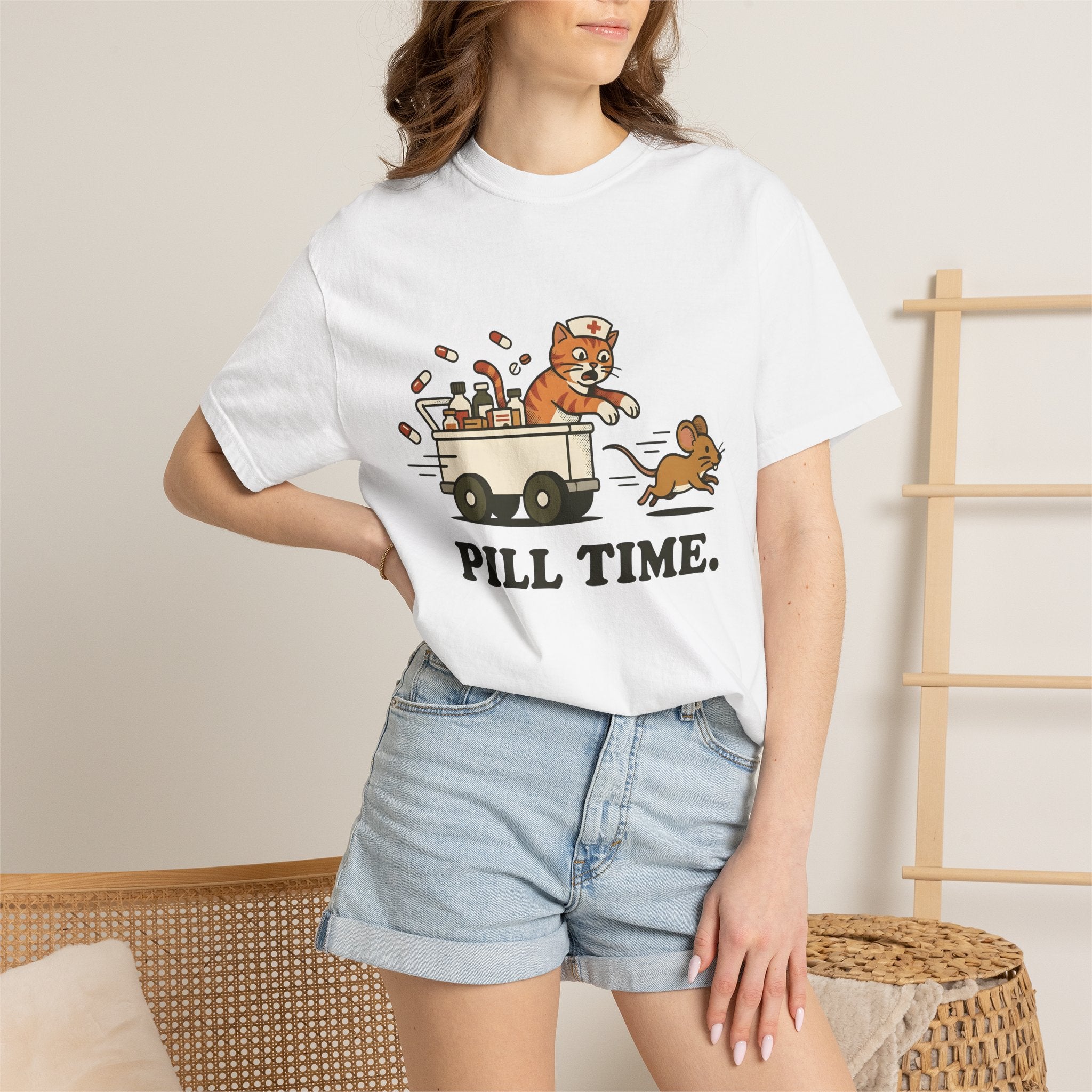 Medical Cat Shirt Nurses Wildlife Gift Women Line Art Tee Vet Cat T-Shirt Nurse Enthusiast Veterinary Tshirt Wildlife Graphic Pop Art Nurse