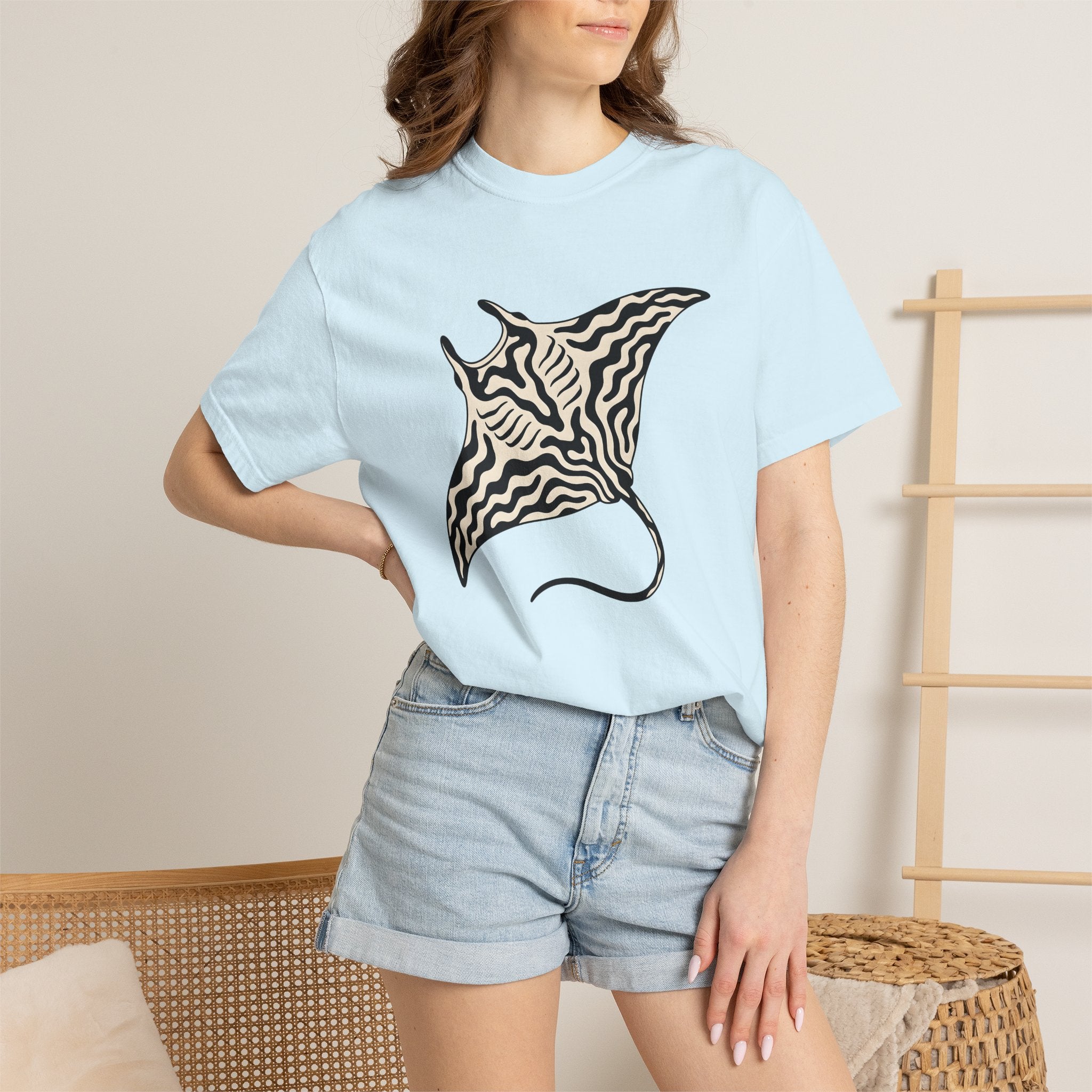 Ray Fish Shirt Ocean Fauna Gift Women Basic Tee Manta T-Shirt Marine Fan Stingray Graphic Current Wildlife Print Tshirt