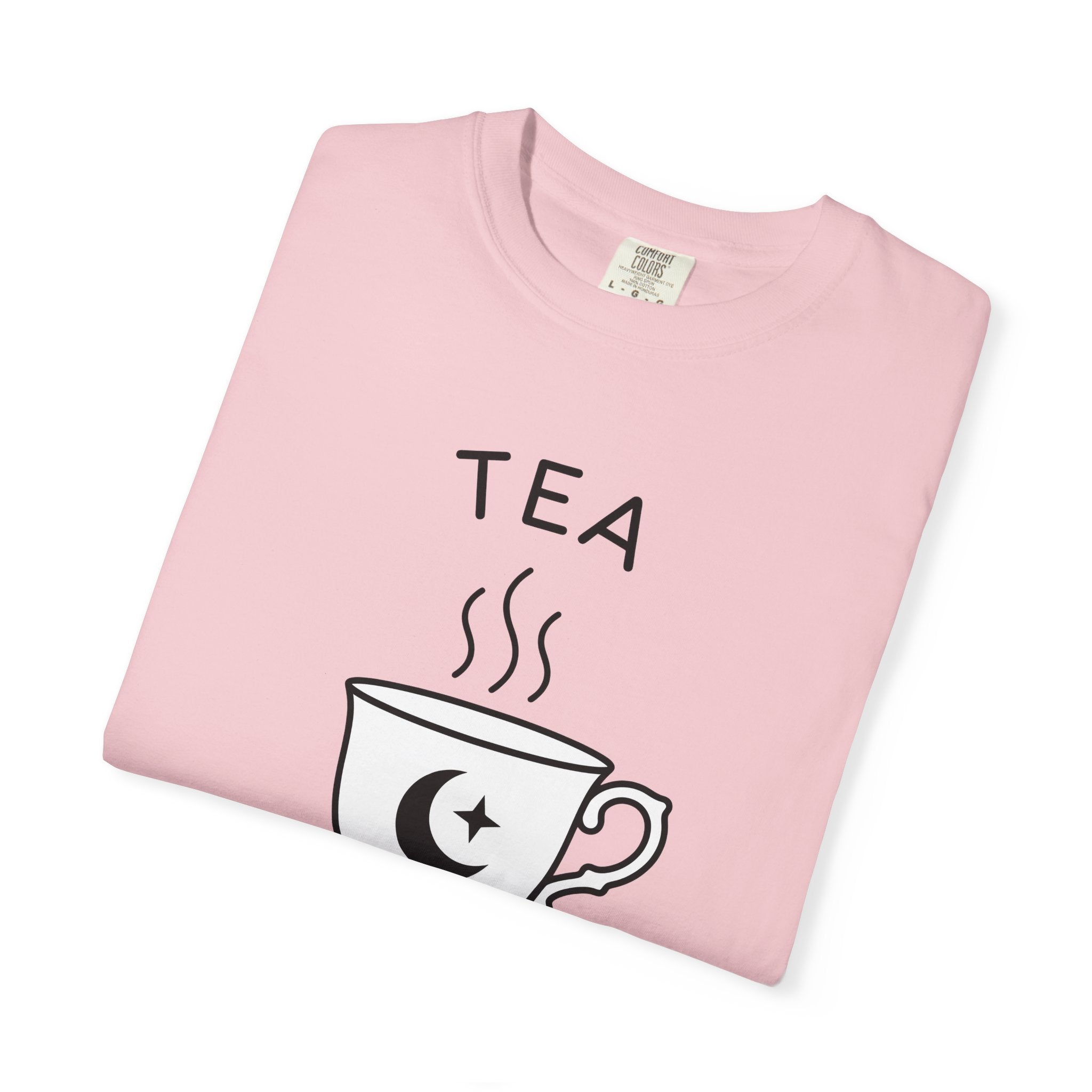Tea Cup Shirt Tea Witchcraft Gift Women Minimalist Tee Mug T-Shirt Tea Enthusiast Simple Tshirt Occult Graphic Vintage Crescent Moon Tshirt
