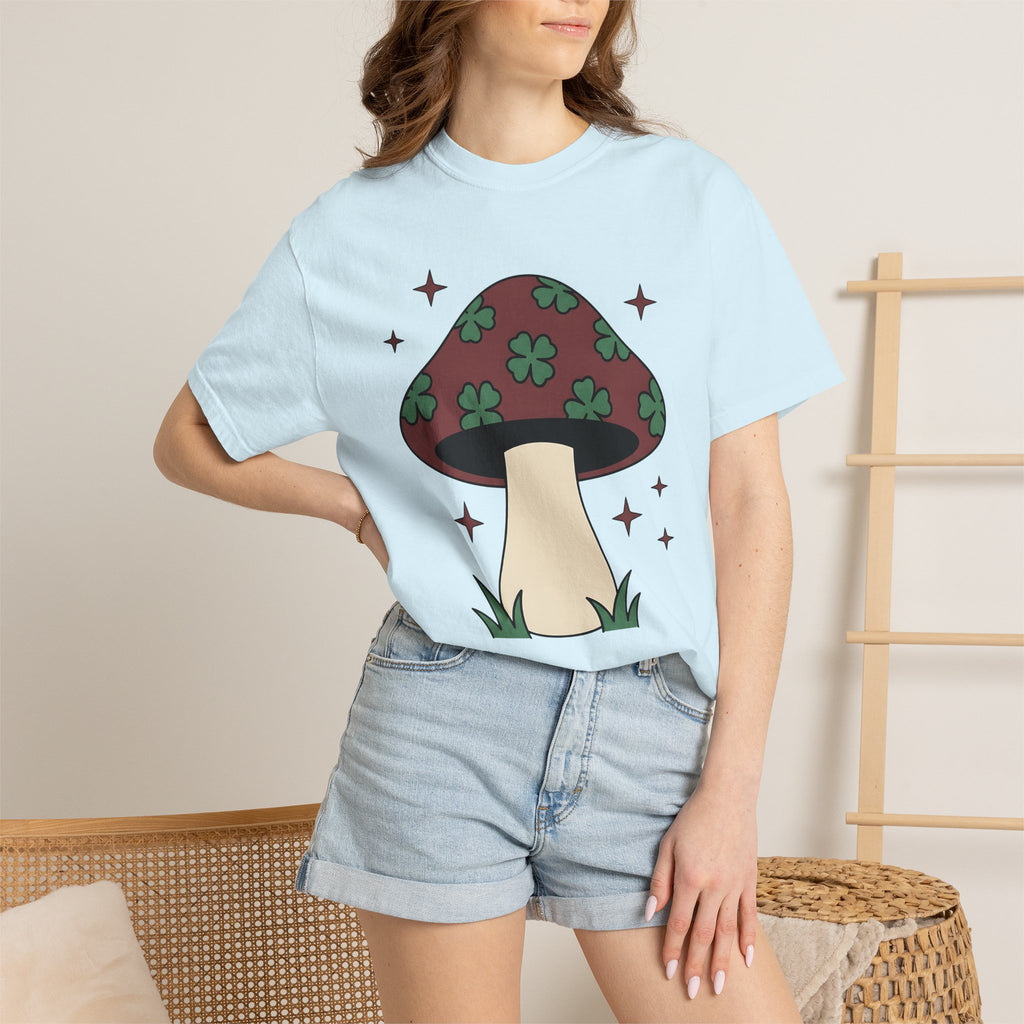 Four Leaf Mushroom Shirt St Patrick's Day Plants Gift Women Retro Tee Shroom T-Shirt Luck Fan Vintage Tshirt Fungi Graphic Simple Glimmers
