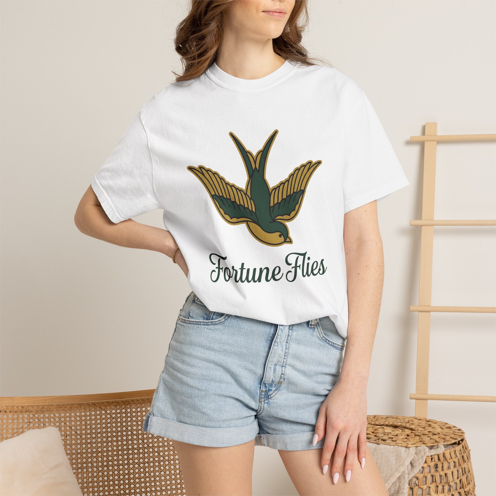 Flying Bird Shirt St. Patrick's Day Luck Gift Women Vintage Tee Bird T-Shirt Lucky Fan Retro Tshirt Fortune Graphic Retro Green Gold Tshirt