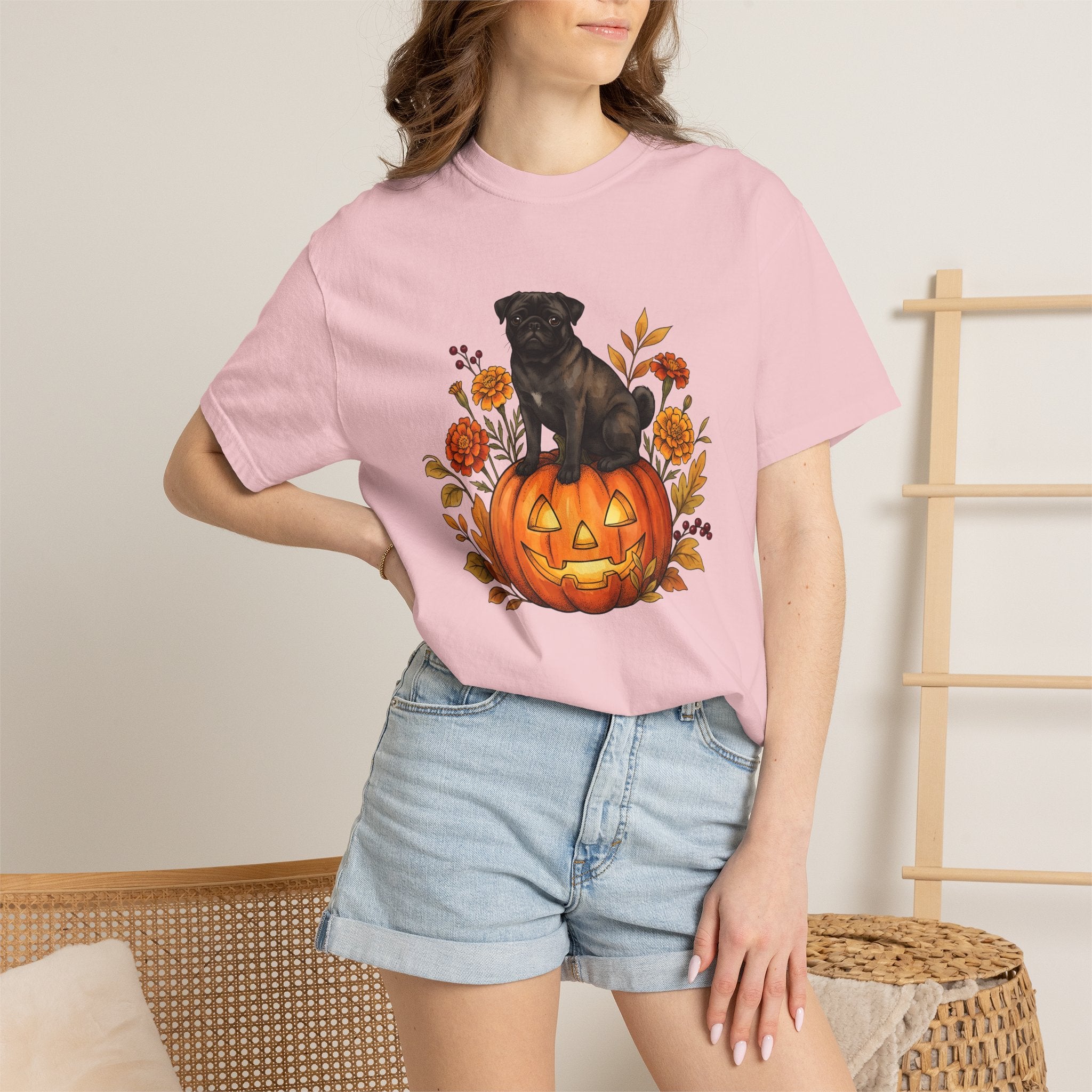 Pug Pumpkin Shirt Halloween Canine Fan Gift Women Old School Tee Gourd T-Shirt Horror Fan Retro Tshirt Dog Graphic Cartoon Fall Flowers