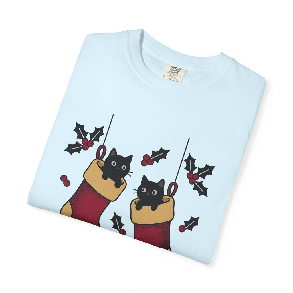 Black Cat Stocking Shirt Cat Holiday Gift Women Kawaii Tee Christmas Stocking T-Shirt Cat Fan Cute Tshirt Holiday Graphic Vintage Mistletoe