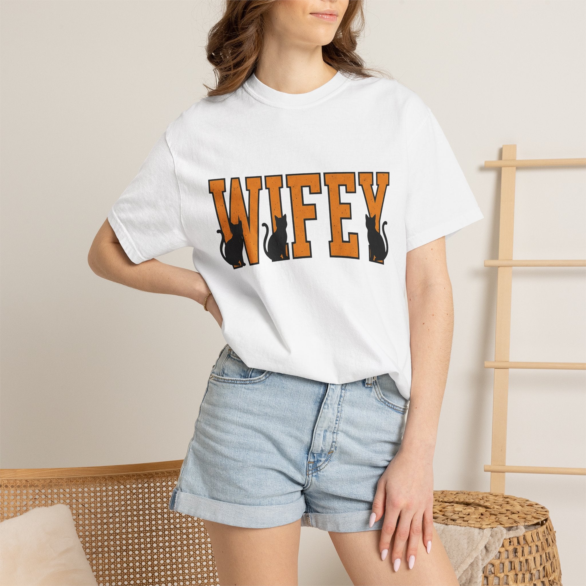 Black Cat Illustration Shirt Halloween Animal Gift Women Graphic Tee Cat T-Shirt Horror Fan Kitty Tshirt Creature Graphic Classic Outline