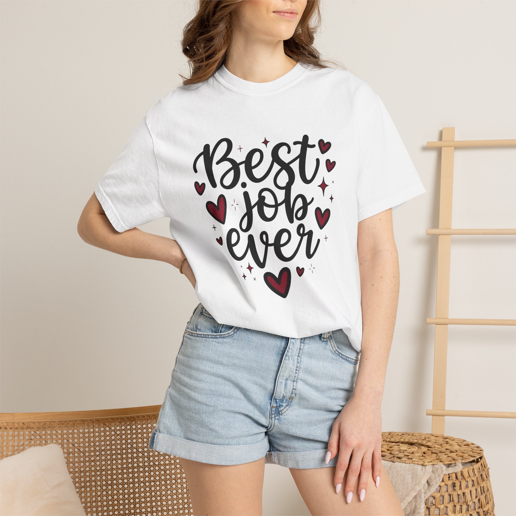 Heart Graphic Shirt Mom Family Gift Women Hand Lettered Tee Heart T-Shirt Mother Enthusiast Typography Tshirt Clan Graphic Minimalist Stars