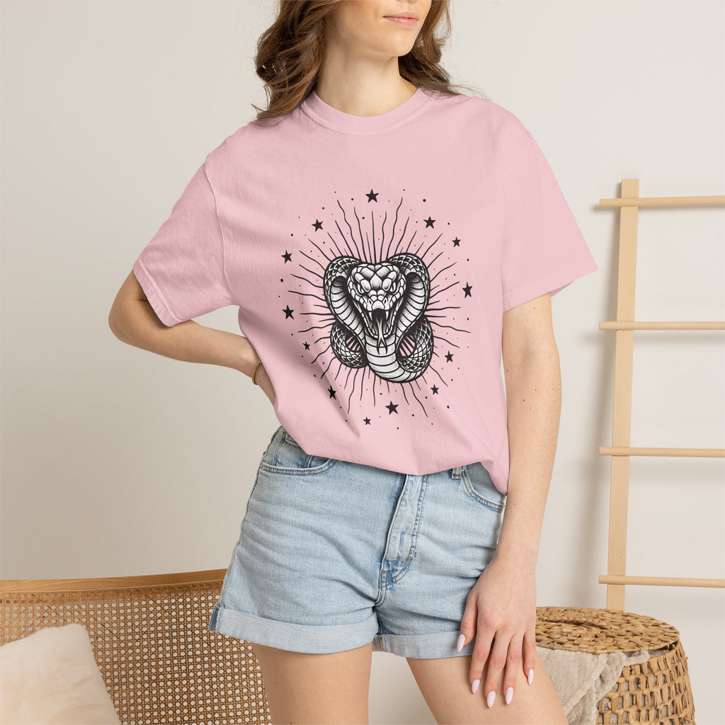Serpent Art Shirt Boho Chic Zodiac Gift Women Line Art Tee Snake T-Shirt Bohemian Fan Minimalist Tshirt Astrology Graphic Hand Drawn Star