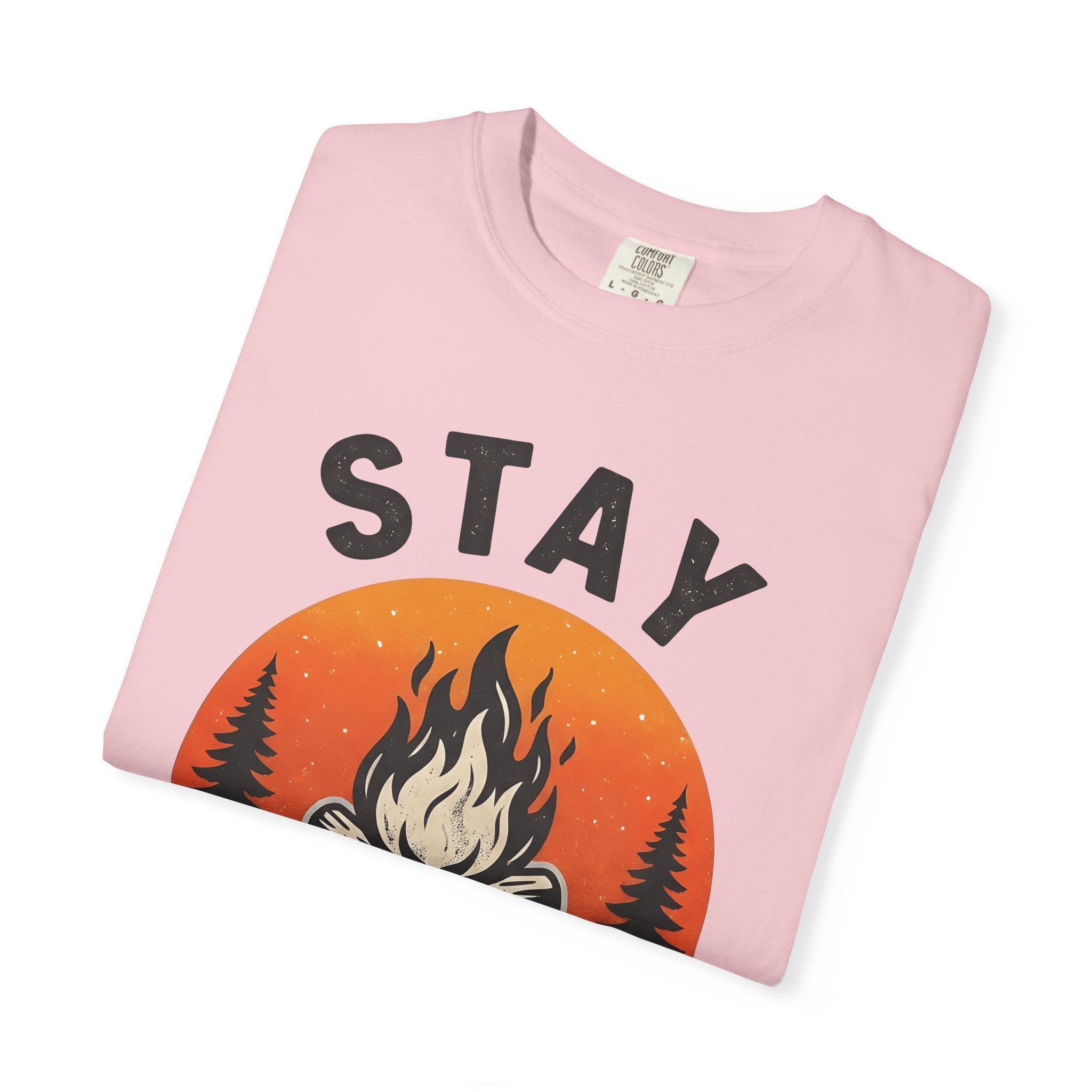 Campfire Graphic Shirt Camping Nature Gift Women Vintage Tee Bonfire T-Shirt Camper Fan Distressed Tshirt Wilderness Graphic Retro Pine