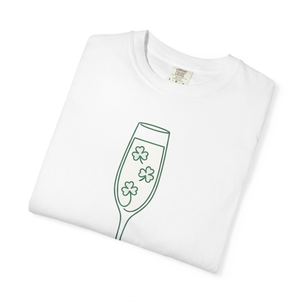 Champagne Flute Shirt St Patrick's Day Celebration Gift Women Simple Tee Champagne Glass T-Shirt Irish Fan Minimalist Tshirt Party Graphic