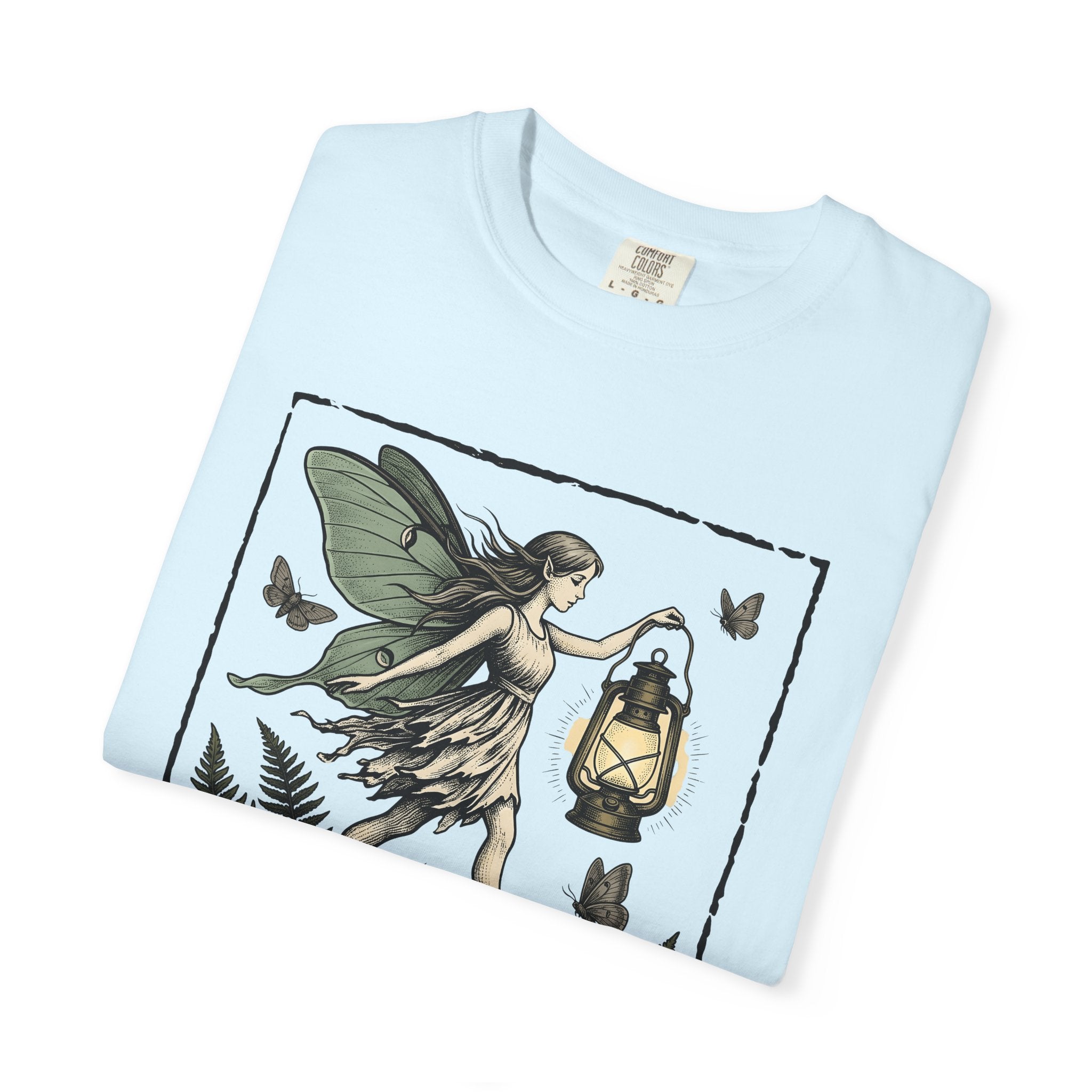 Fairy Lantern Shirt Fairy Fantasy Gift Women Vintage Tee Lantern T-Shirt Fae Fan Retro Tshirt Mythical Graphic Hand Drawn Butterfly Tshirt