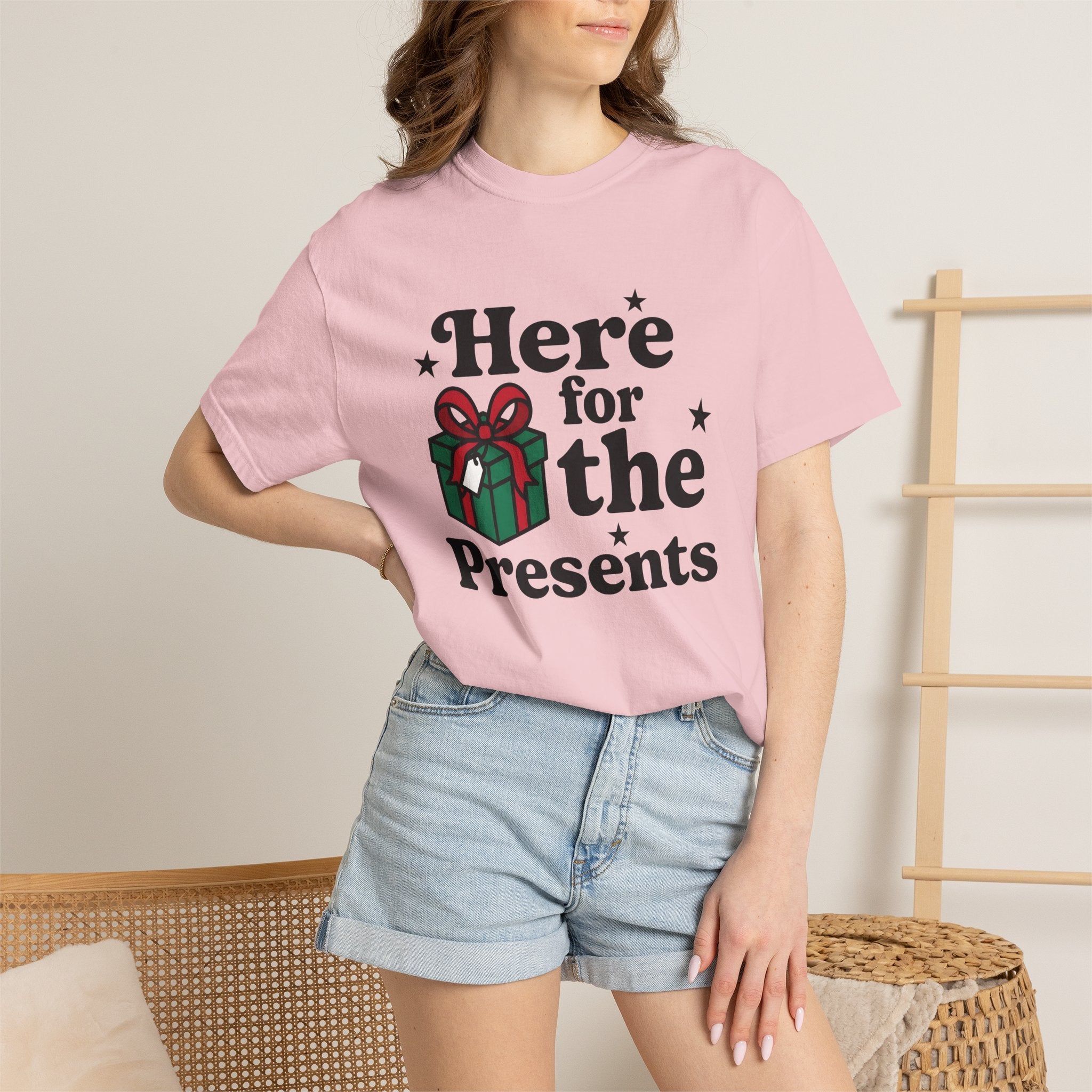 Present Box Shirt Holiday Xmas Gift Women Fun Tee Gift Box T-Shirt Christmas Fan Present Graphic Vintage Sparkles Tshirt
