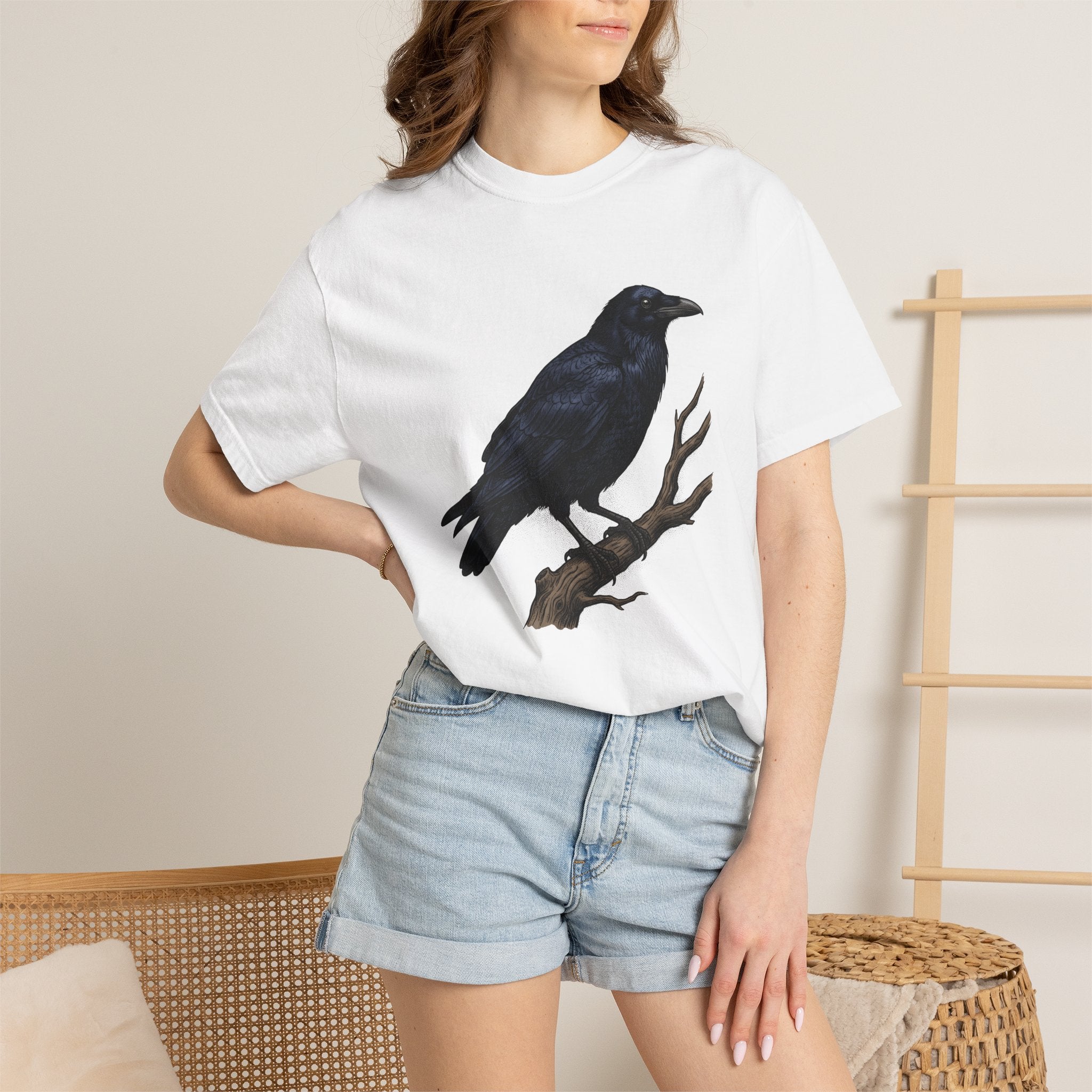 Raven Bird Shirt Halloween Nature Gift Women Gothic Tee Crow T-Shirt Horror Fan Dark Tshirt Wilderness Graphic Vintage Tree Branch Tshirt