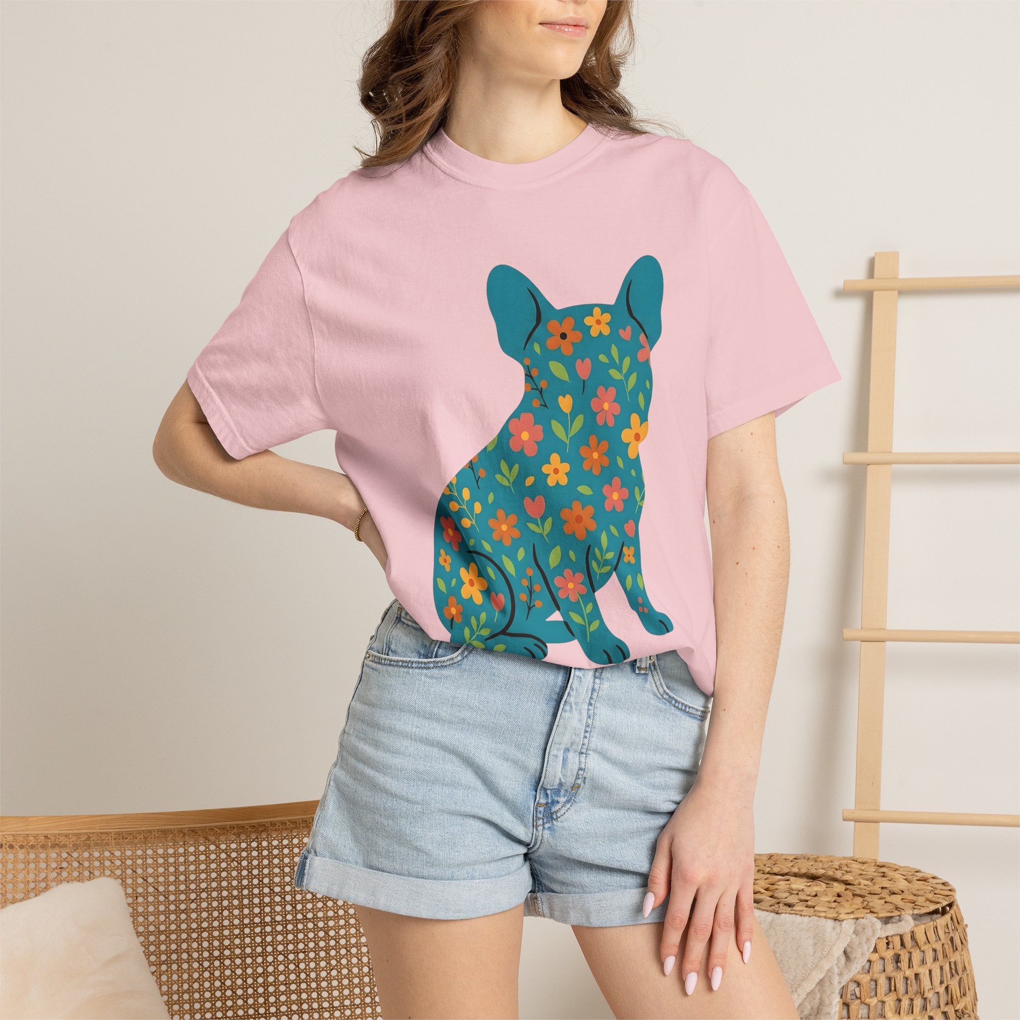 French Bulldog Shirt Dog Pet Gift Women Floral Tee Bulldog T-Shirt Dog Fan Puppy Graphic Dog Graphic Minimalist Flowers Tshirt