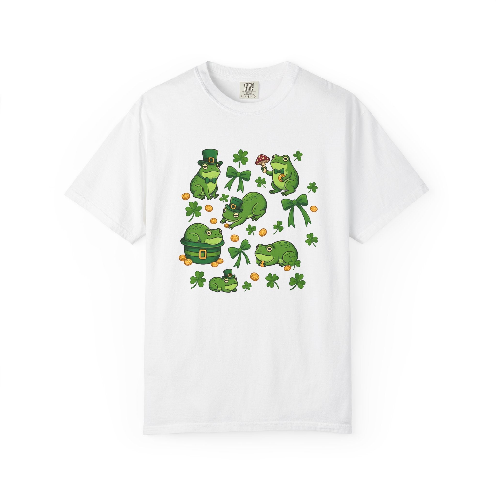 Frog Illustration Shirt St Patrick's Day Wildlife Gift Women Cute Tee Toad T-Shirt Luck Fan Kawaii Tshirt Animal Graphic Comic Clover Tshirt