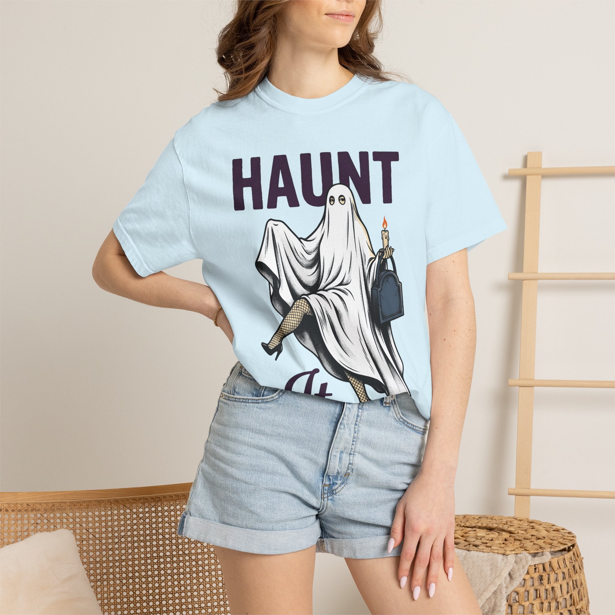 Ghost Dress Shirt Halloween Fright Gift Women Classic Tee Specter T-Shirt Vintage Tshirt Scary Graphic Outline Candlelight Tshirt
