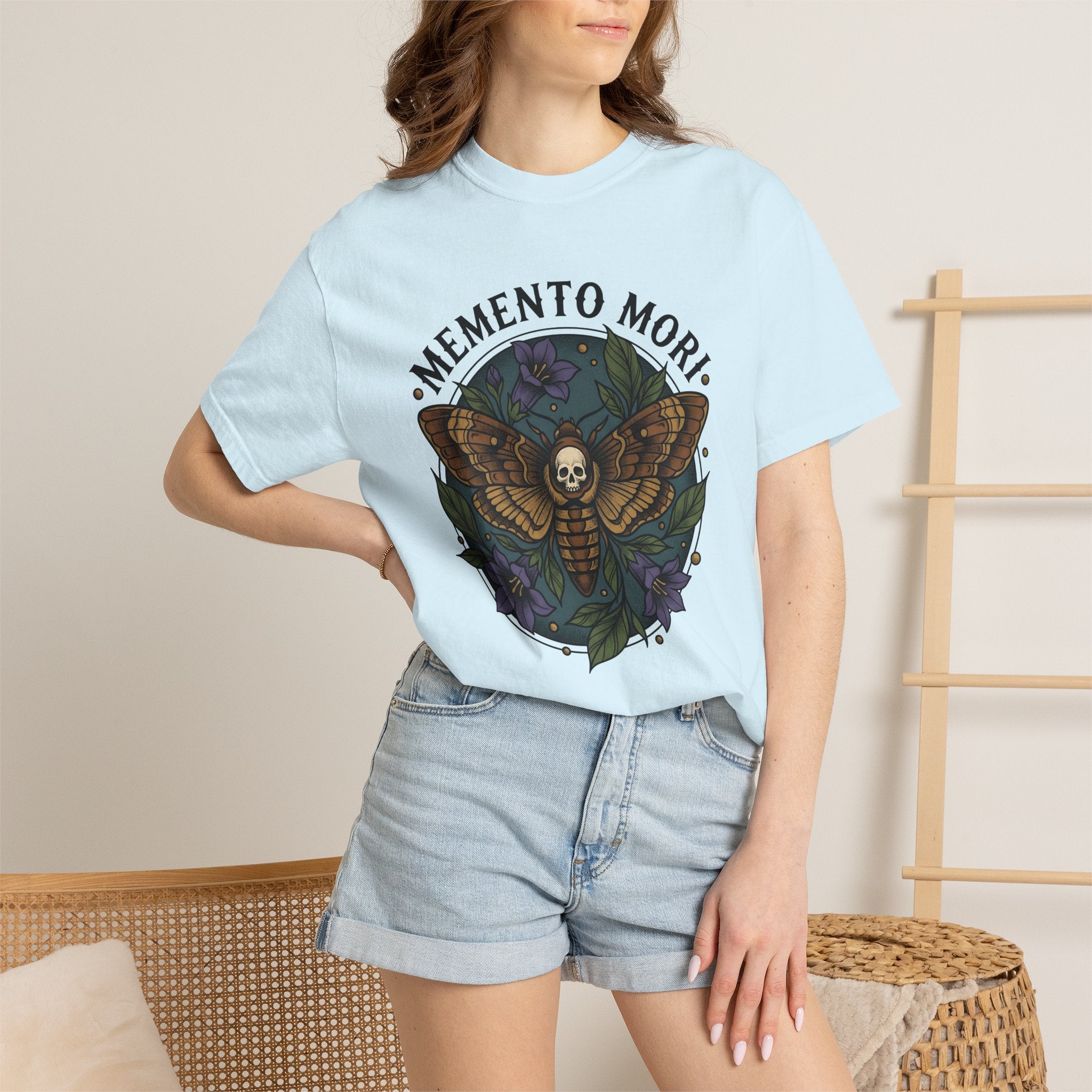 Death Moth Shirt Gothic Floral Gift Women Tattoo Tee Moth T-Shirt Goth Fan Ink Tshirt Bouquet Graphic Vintage Skull Tshirt