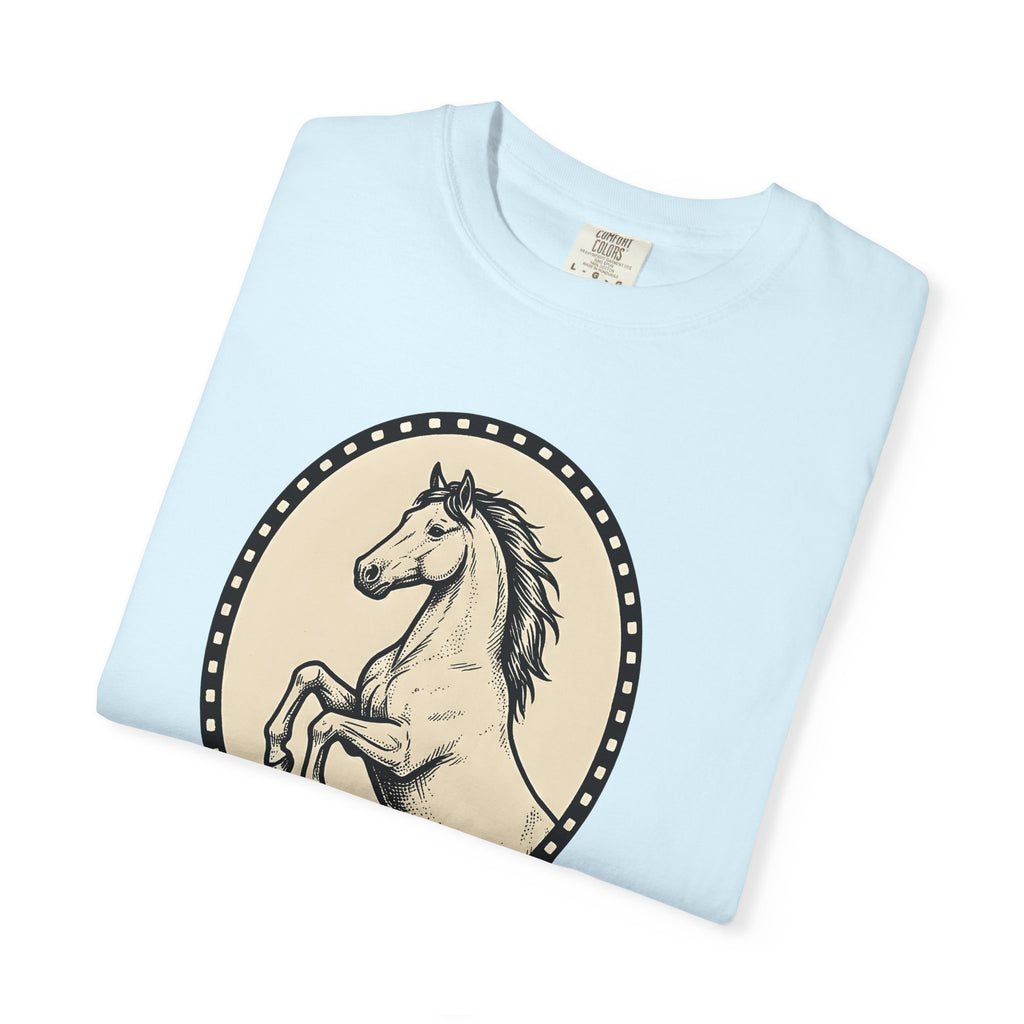 Bucking Horse Shirt Cowgirl Cowboy Gift Women Retro Tee Bronco T-Shirt Rodeo Fan Mustang Graphic Tshirt Sketch Circle Frame Tshirt