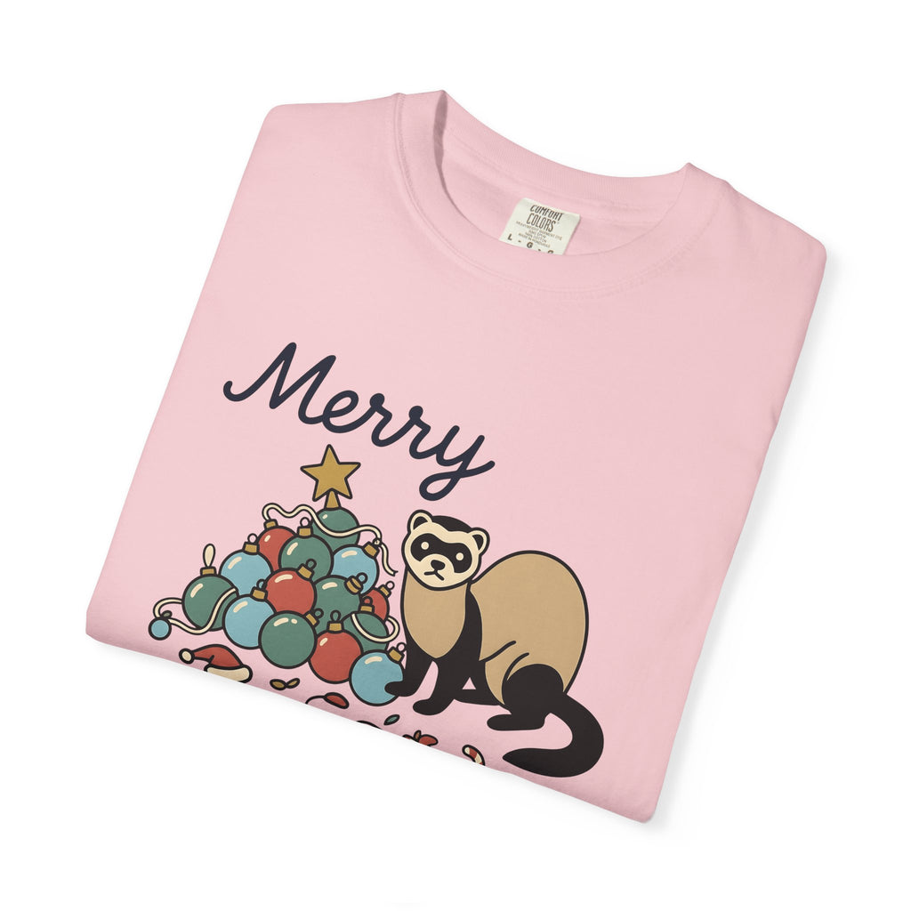 Ferret Illustration Shirt Christmas Pet Gift Women Cute Tee Weasel T-Shirt Xmas Fan Ferret Graphic Cute Tshirt Simple Holiday Baubles Tshirt