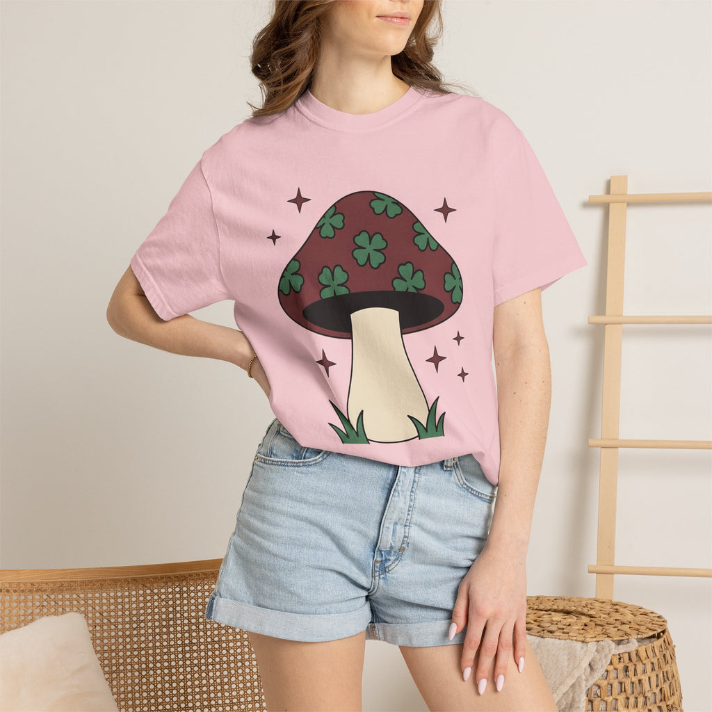 Four Leaf Mushroom Shirt St Patrick's Day Plants Gift Women Retro Tee Shroom T-Shirt Luck Fan Vintage Tshirt Fungi Graphic Simple Glimmers