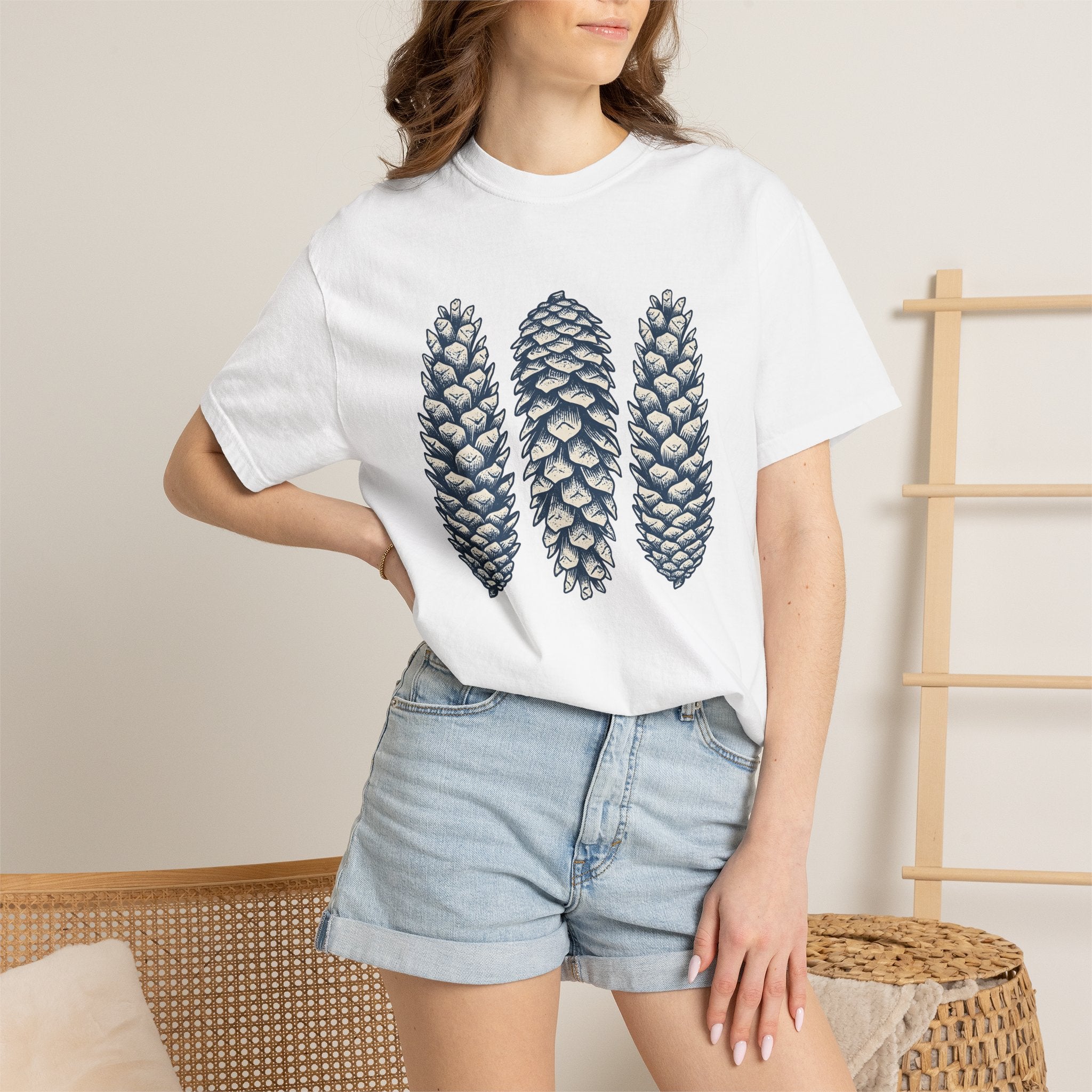 Pine Cones Shirt Nature Camping Gift Women Floral Tee Pine T-Shirt Outdoors Enthusiast Botanical Tshirt Outdoor Graphic Retro Forest Tshirt