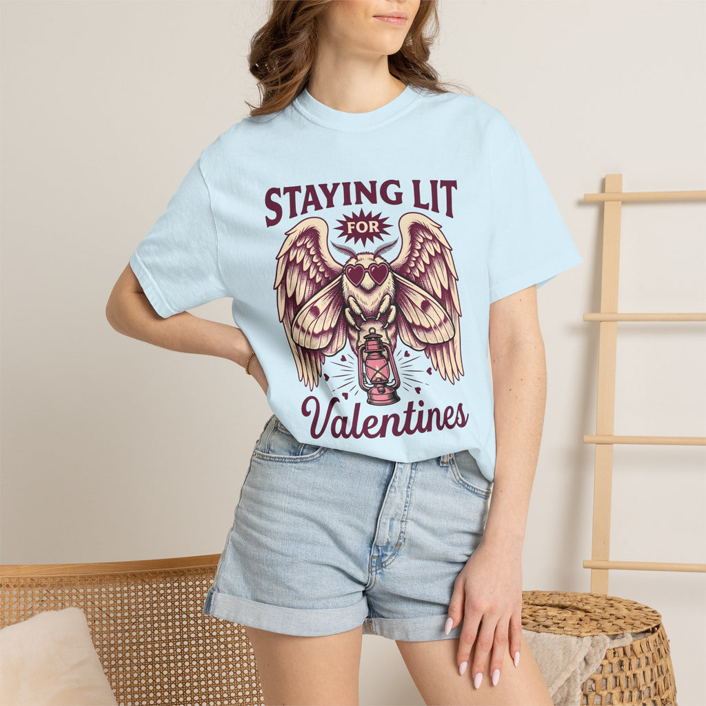 Butterfly Wings Shirt Valentines Day Romance Gift Women Retro Tee Butterfly T-Shirt Romance Fan Vintage Tshirt Love Graphic Sketch Heart