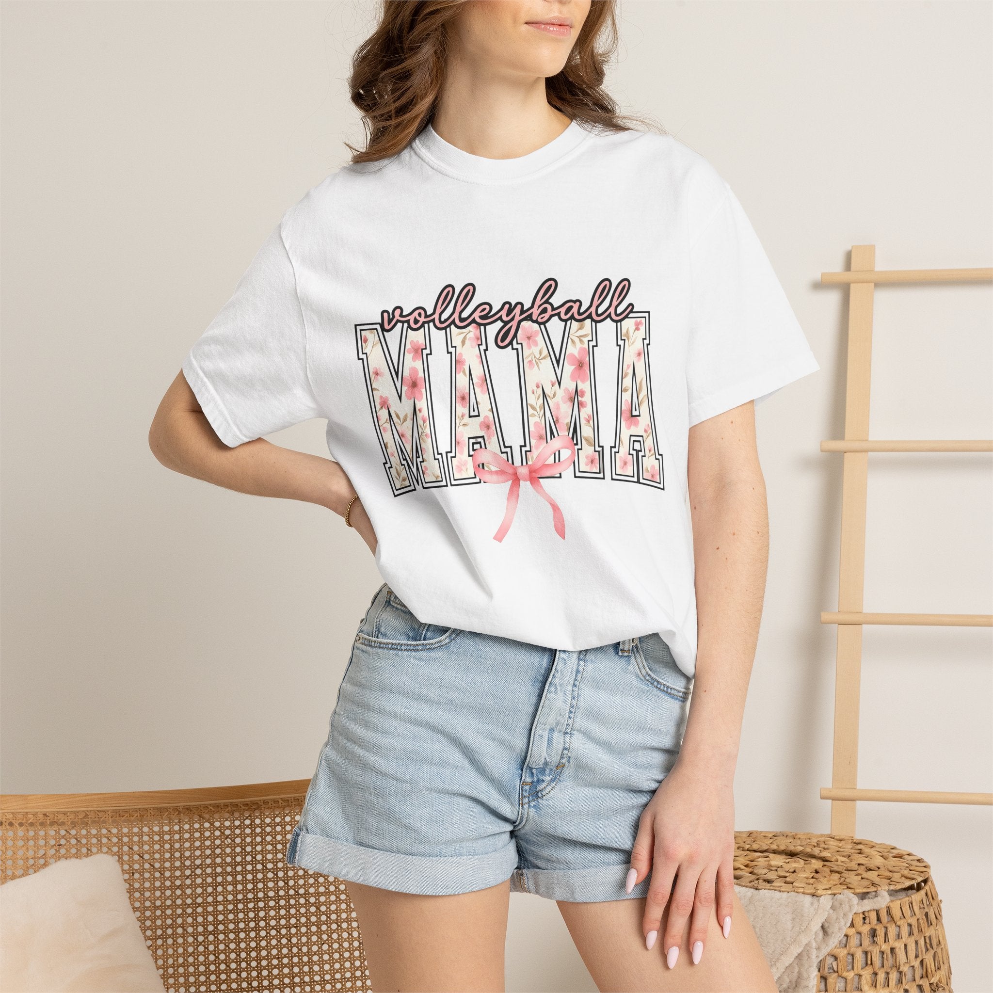 Floral Varsity Letters Shirt Moms Recreation Gift Women Chic Tee Letterman T-Shirt Mom Fan Retro Tshirt Outdoor Graphic Nostalgic Pink Tie