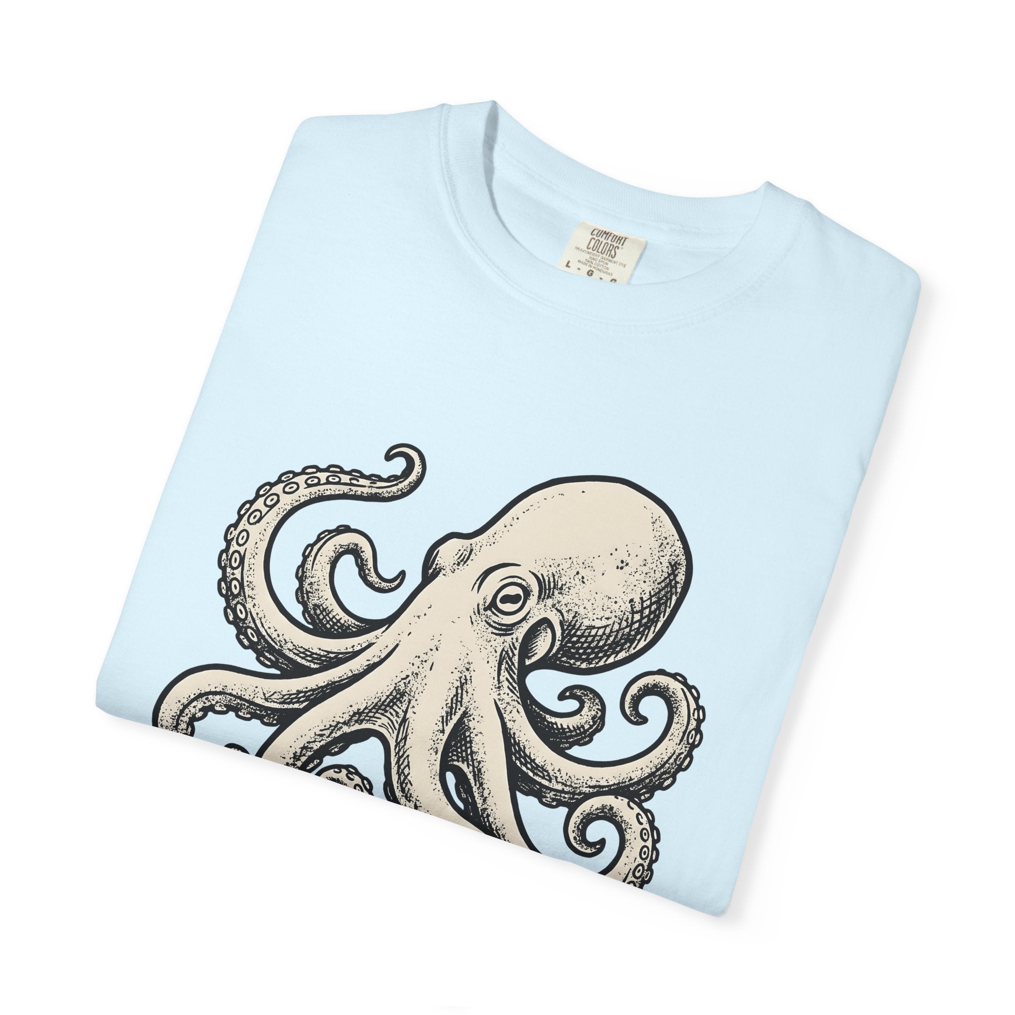 Octopus Graphic Shirt Animals Ocean Gift Women Vintage Tee Cephalopod T-Shirt Wildlife Fan Retro Tshirt Marine Graphic Hand Drawn Tentacles