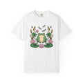 Frog Water Lily Shirt Animals & Flowers Wildlife Gift Women Floral Tee Toad T-Shirt Animal Fan Botanical Tshirt Wildlife Graphic Retro
