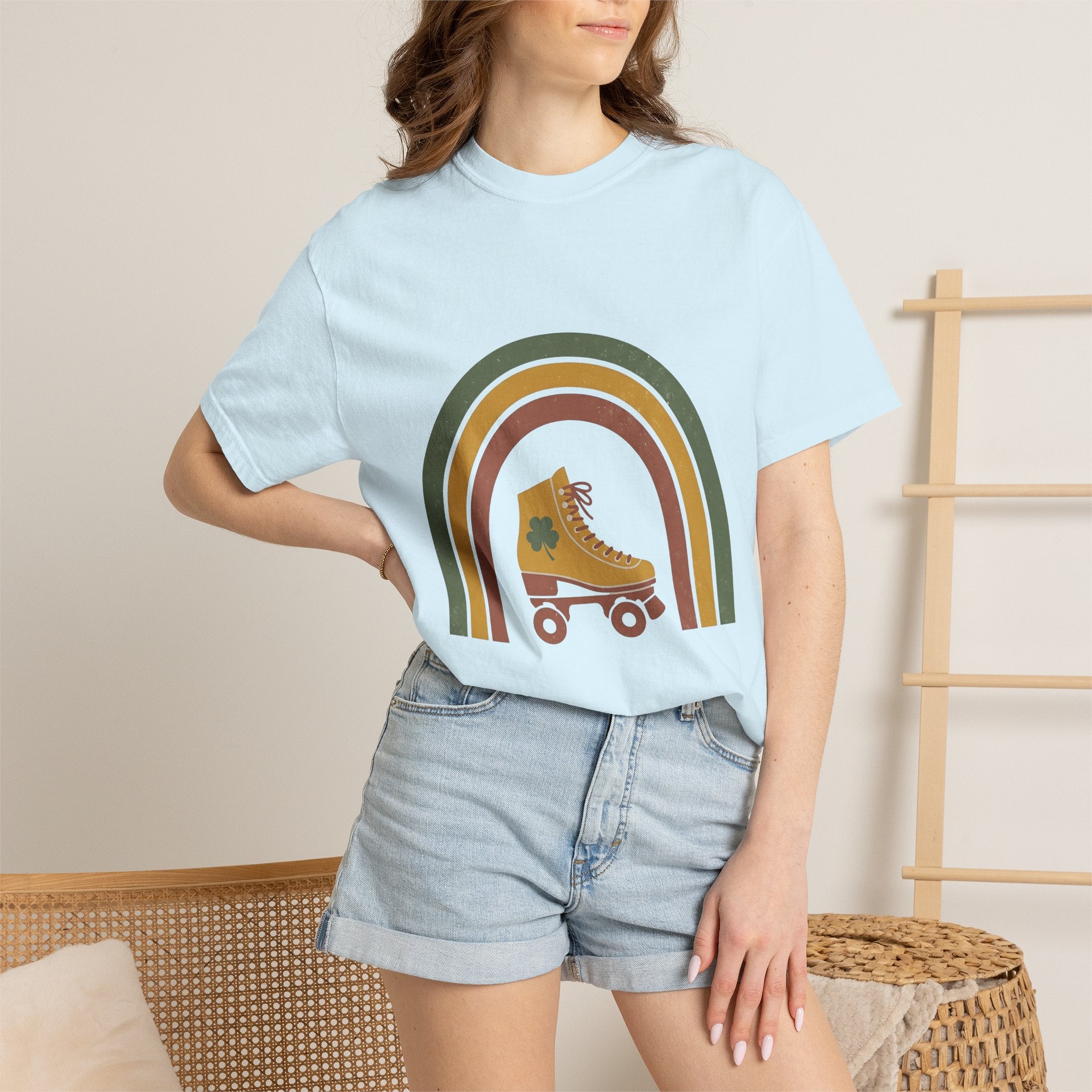 Roller Skate Shirt St Patrick's Day Rollerblading Gift Women Retro Tee Skateboard T-Shirt Shamrock Fan Vintage Tshirt Inline Skating Graphic