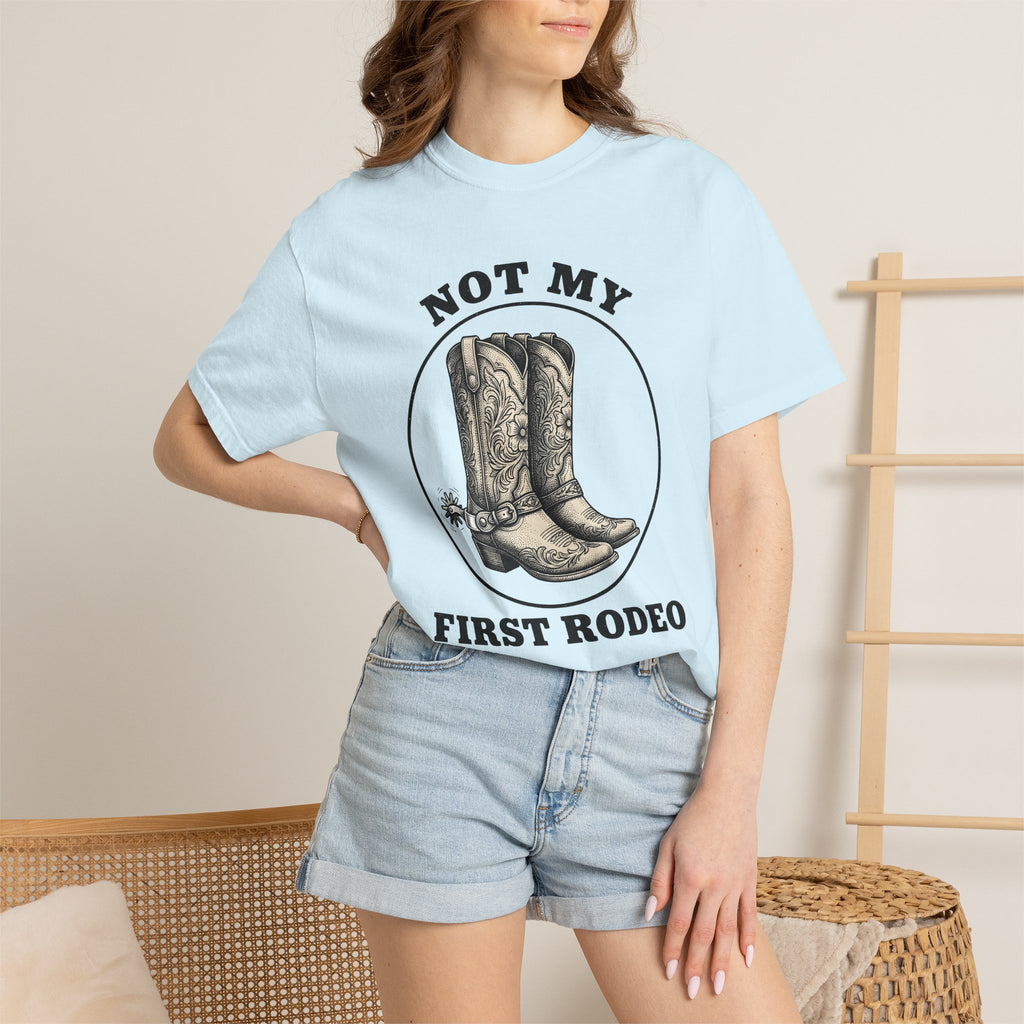Leather Boots Shirt Cowgirl Rodeo Gift Women Classic Tee Boots T-Shirt Cowgirl Fan Bootlegger Graphic Tshirt Outline Flower Print Tshirt