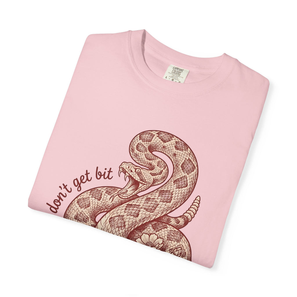 Rattlesnake Graphic Shirt Cowgirl Outdoors Gift Women Vintage Tee Snake T-Shirt Cowboy Fan Retro Tshirt Adventure Graphic Western Cactus