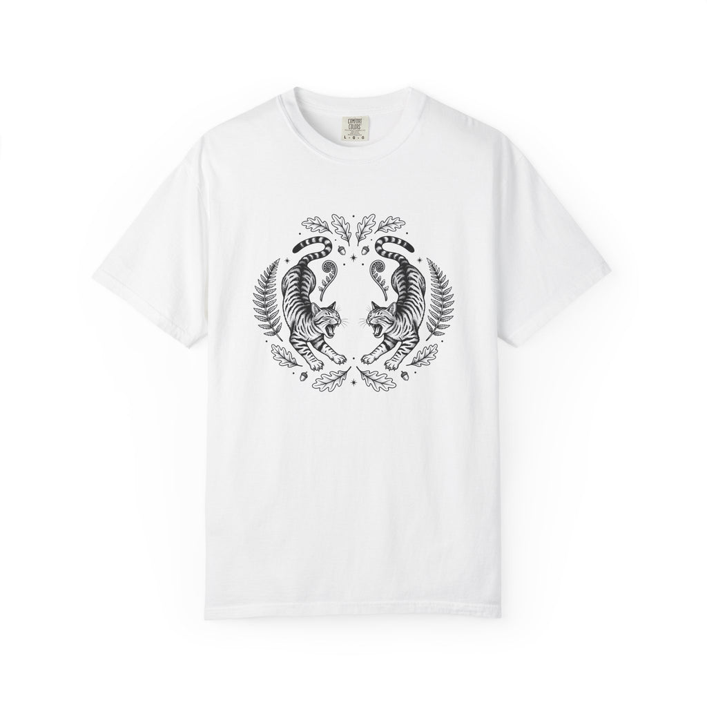 Tiger Cats Shirt Cat Wilderness Gift Women Body Art Tee Tabby Cat T-Shirt Feline Fan Tattoo Art Tshirt Nature Graphic Antique Fall Leaves