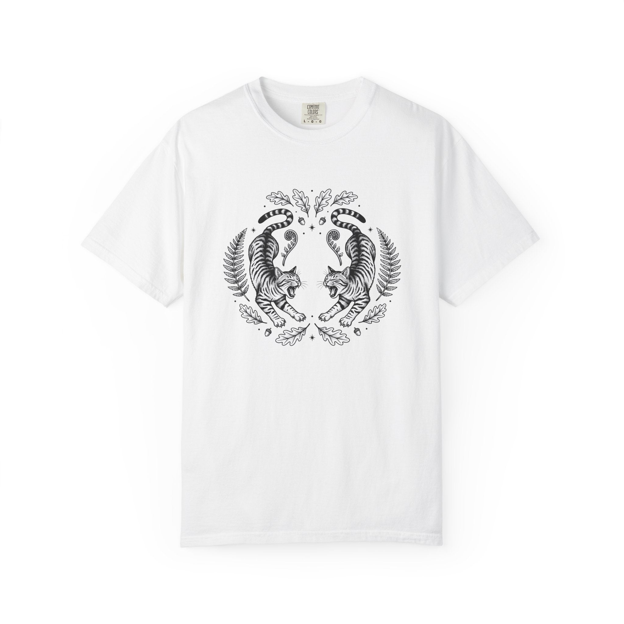 Tiger Cats Shirt Cat Wilderness Gift Women Body Art Tee Tabby Cat T-Shirt Feline Fan Tattoo Art Tshirt Nature Graphic Antique Fall Leaves